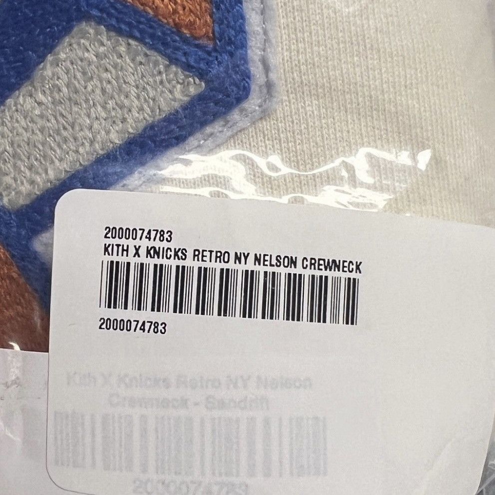 Kith × NBA KITH x New York KNICKS Retro NY Nelson Crewneck Sweater Size US XXL / EU 58 / 5 - 7 Thumbnail
