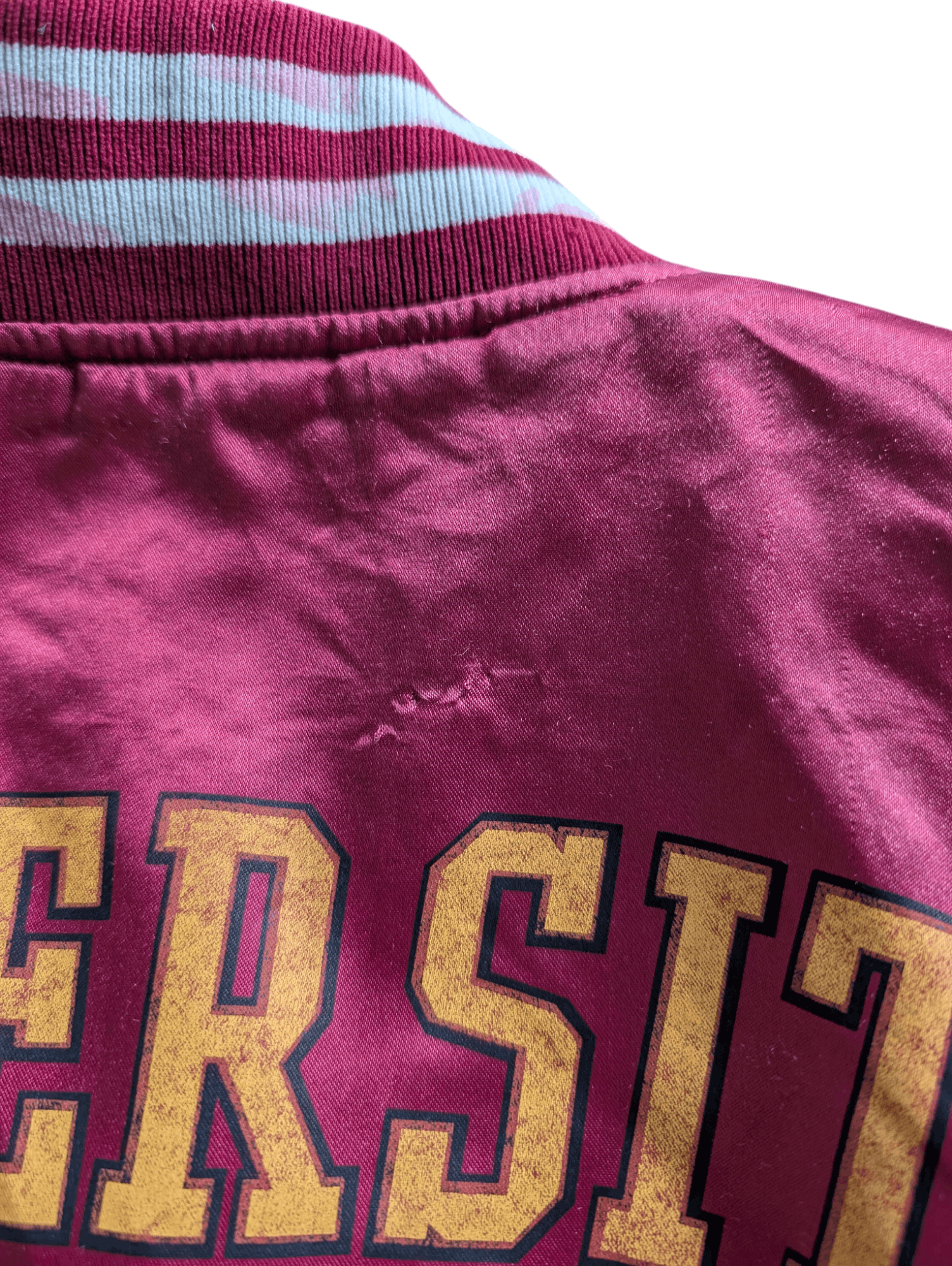 Vintage Vintage NCAA Minnesota Golden Gophers Varsity Baggy Jacket Size US S / EU 44-46 / 1 - 4 Thumbnail