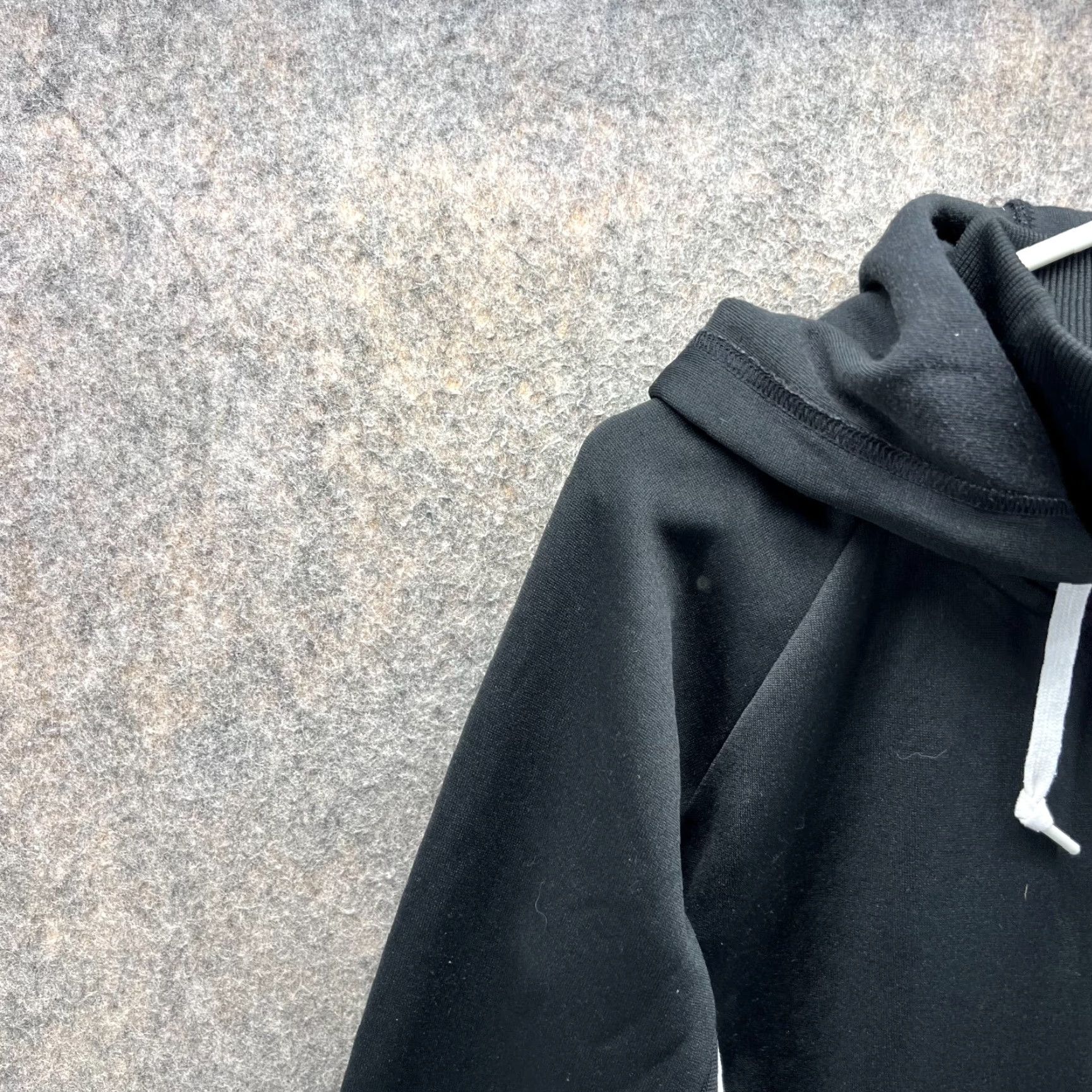 Nike VINTAGE Nike Sweater Women Small Full Zip Hoodie Jacket Swoosh VTG Black | Logo Fleece Hooded Short description kept? Size S / US 4 / IT 40 - 2 Thumbnail