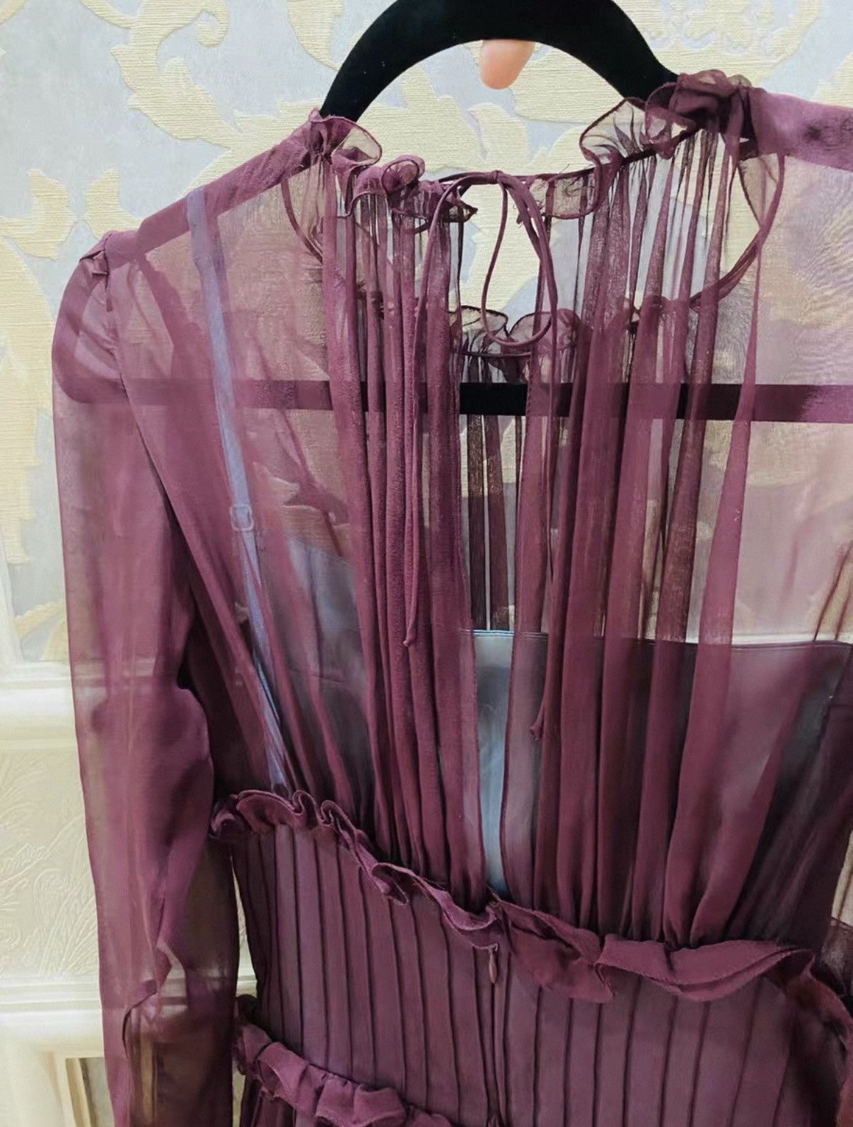 Dolce & Gabbana Rare Vintage Dolce Gabbana Silk Dress With Crystal Button Size S / US 4 / IT 40 - 11 Thumbnail