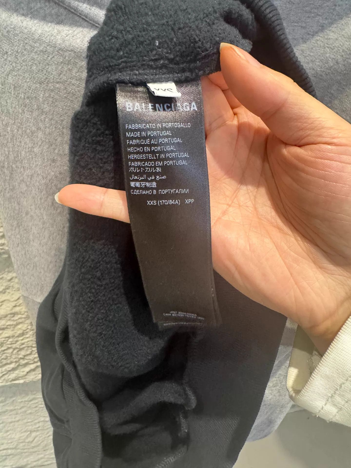 Balenciaga Balenciaga Gray Black Color Blocked Logo Hoodie XXS Size US XXS / EU 40 - 4 Thumbnail
