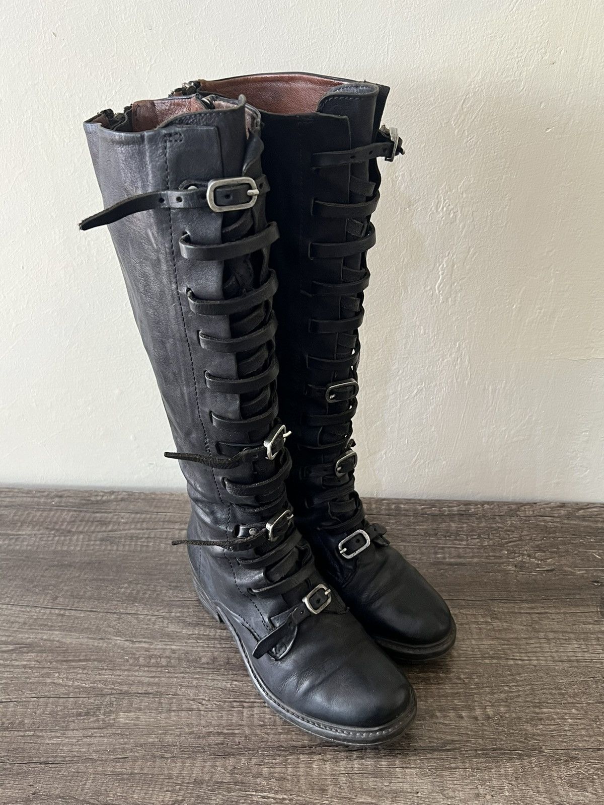 Other RARE MULTI BUCKLE KNEE _HIGH BOOTS Size US 8 / IT 38 - 4 Thumbnail
