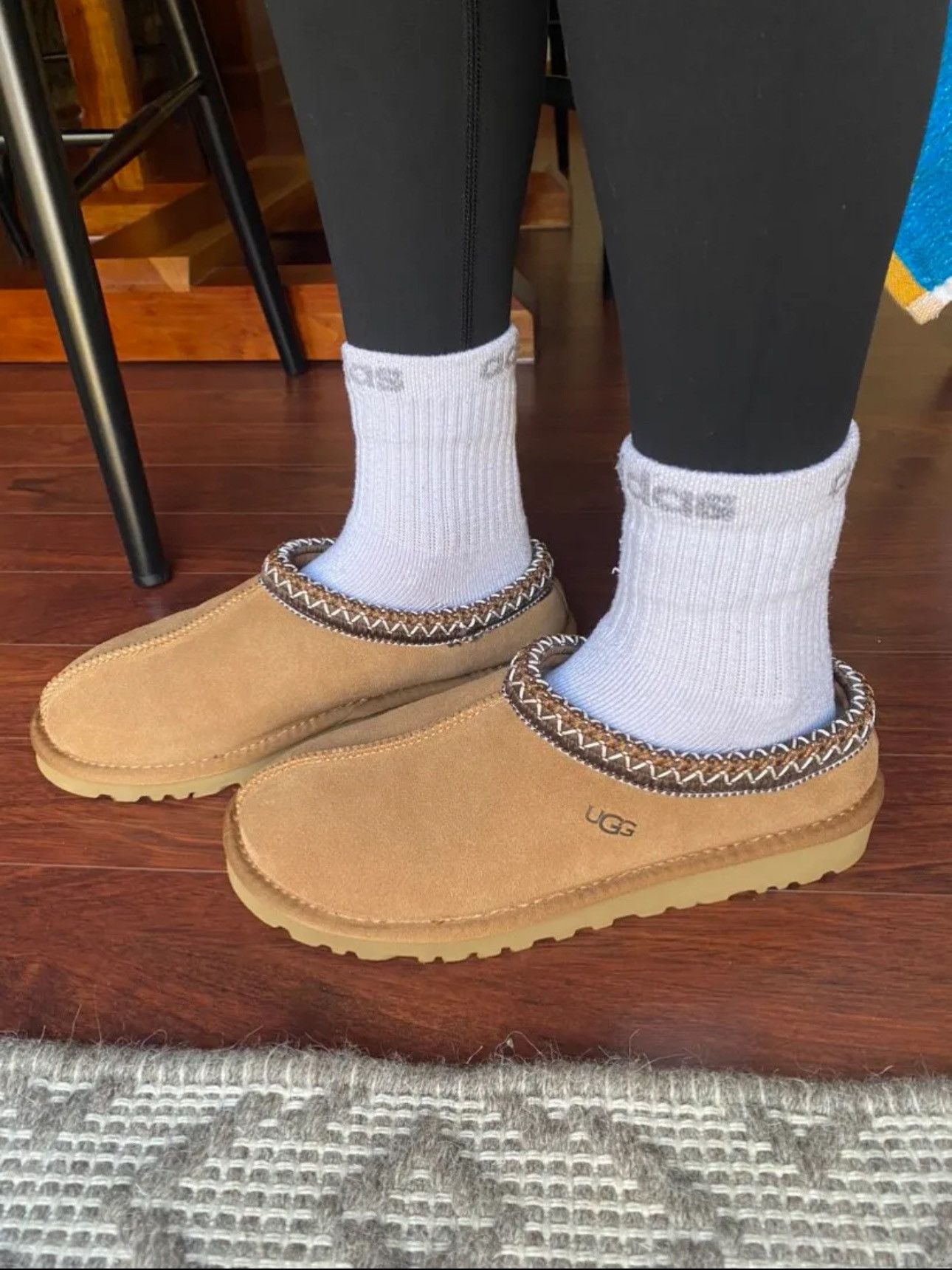 Ugg Homebody Tan Ugg Winter Slippers (Women) Size US 8 / IT 38 - 1 Thumbnail