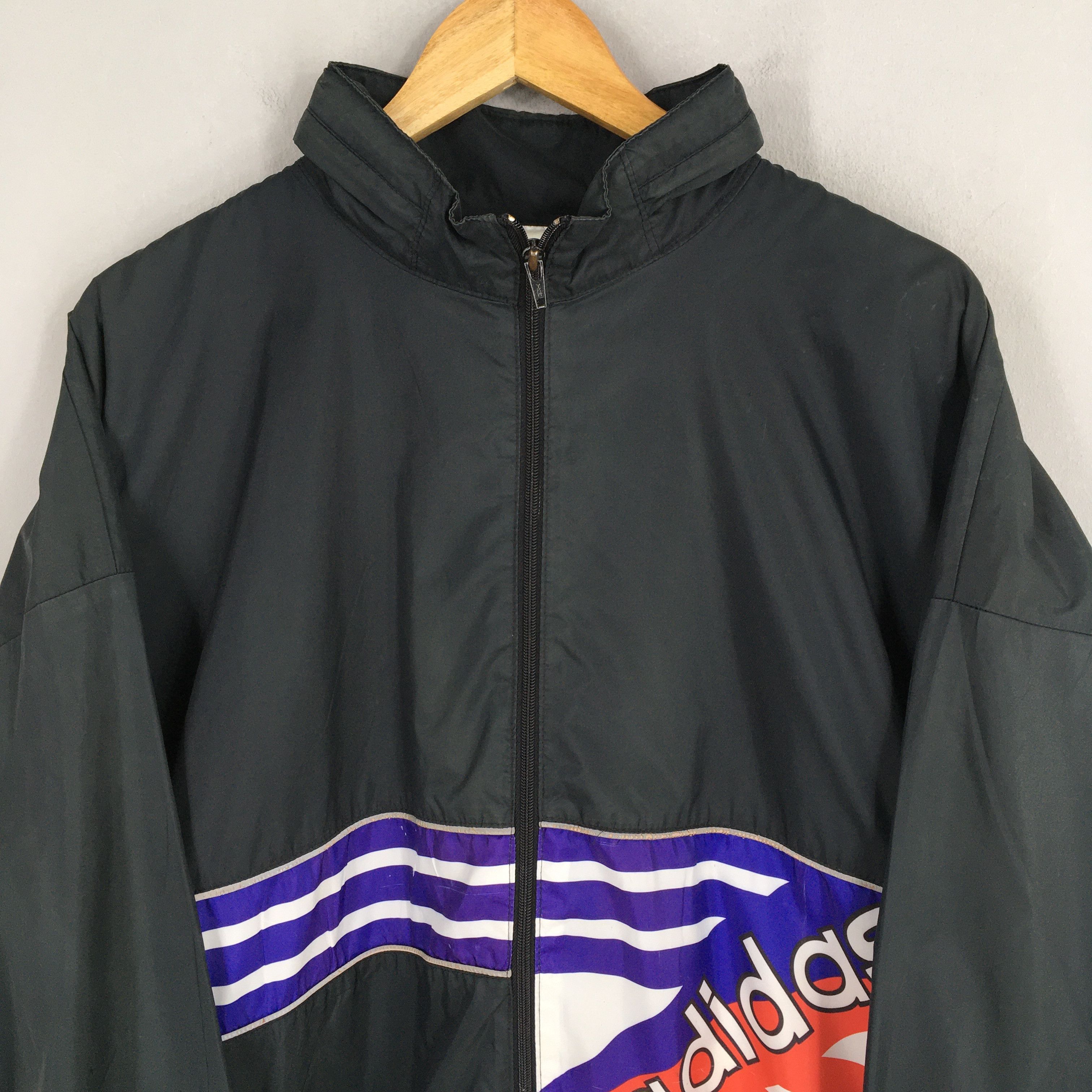 Adidas Vintage Adidas Trefoil Windbreaker Jacket Hoodie XLarge Size US XL / EU 56 / 4 - 2 Thumbnail