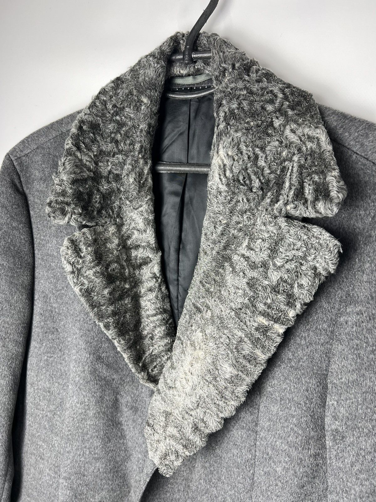 Hugo Boss Vintage streetwear luxury Designer Hugo Boss Wool Coat Sz 50 Size US M / EU 48-50 / 2 - 2 Thumbnail