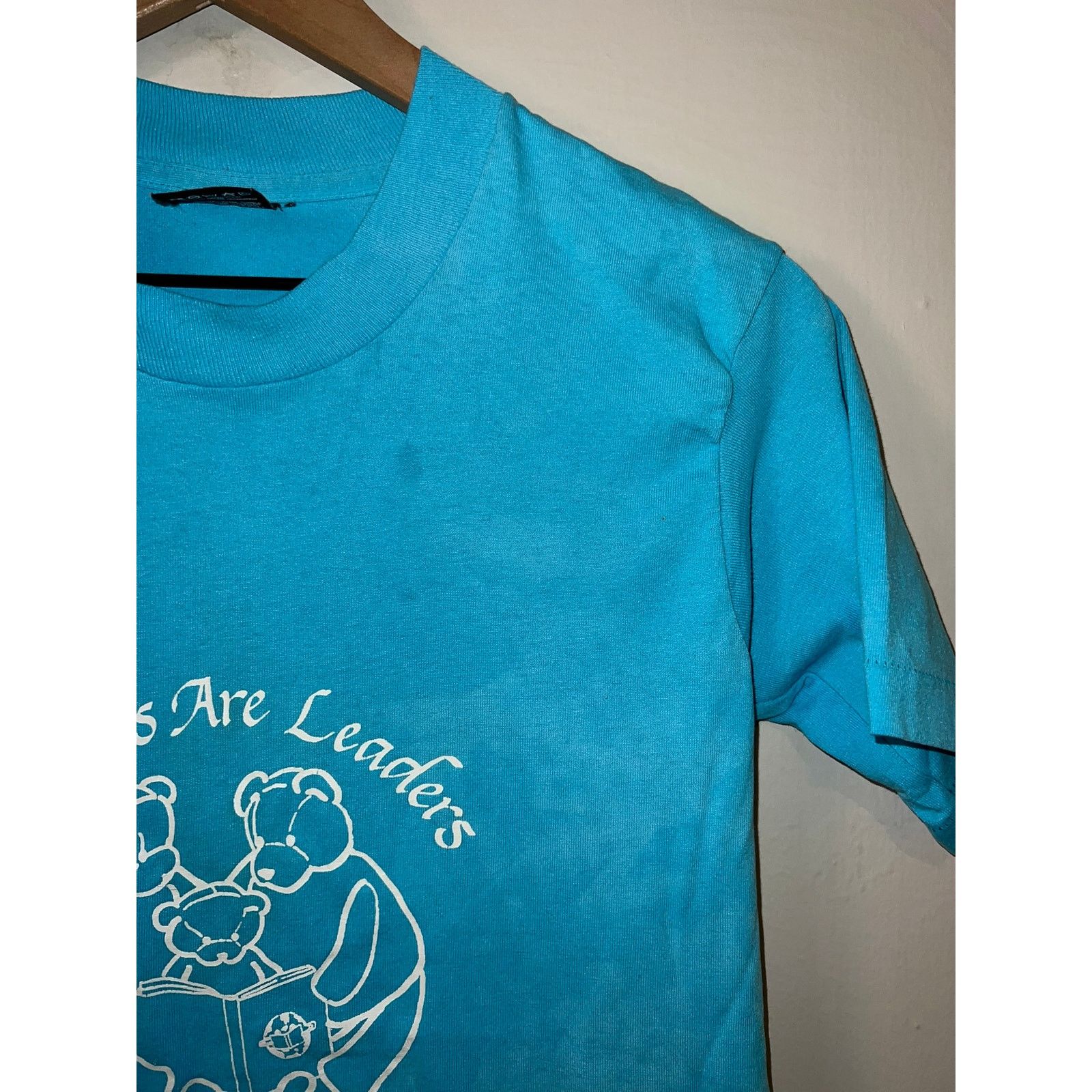 Fruit Of The Loom Vintage Book Shirt Readers Are Leaders Arroyo Del Oso Bear S Size US S / EU 44-46 / 1 - 4 Thumbnail