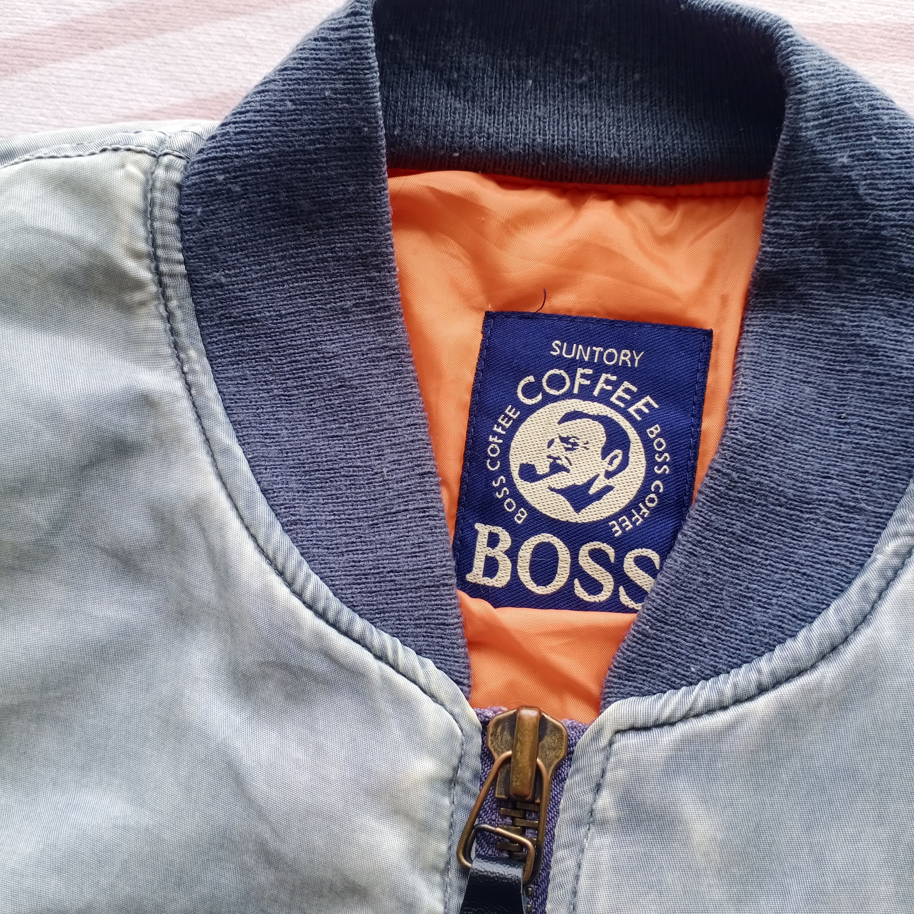 Vintage Vintage Suntory Boss Coffee Sun Faded Ma-1 Bomber Jacket Size US XL / EU 56 / 4 - 4 Thumbnail