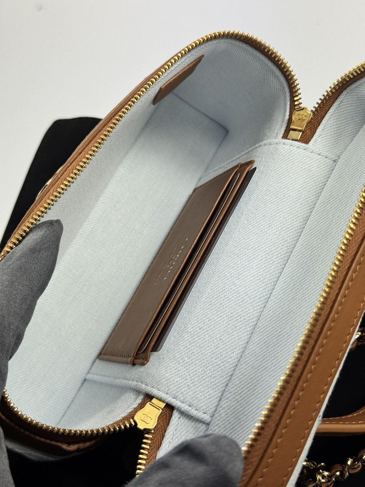 Chanel SMALL DENIM VANITY BAG ‘COCO BEACH 2026’ Size ONE SIZE - 8 Thumbnail