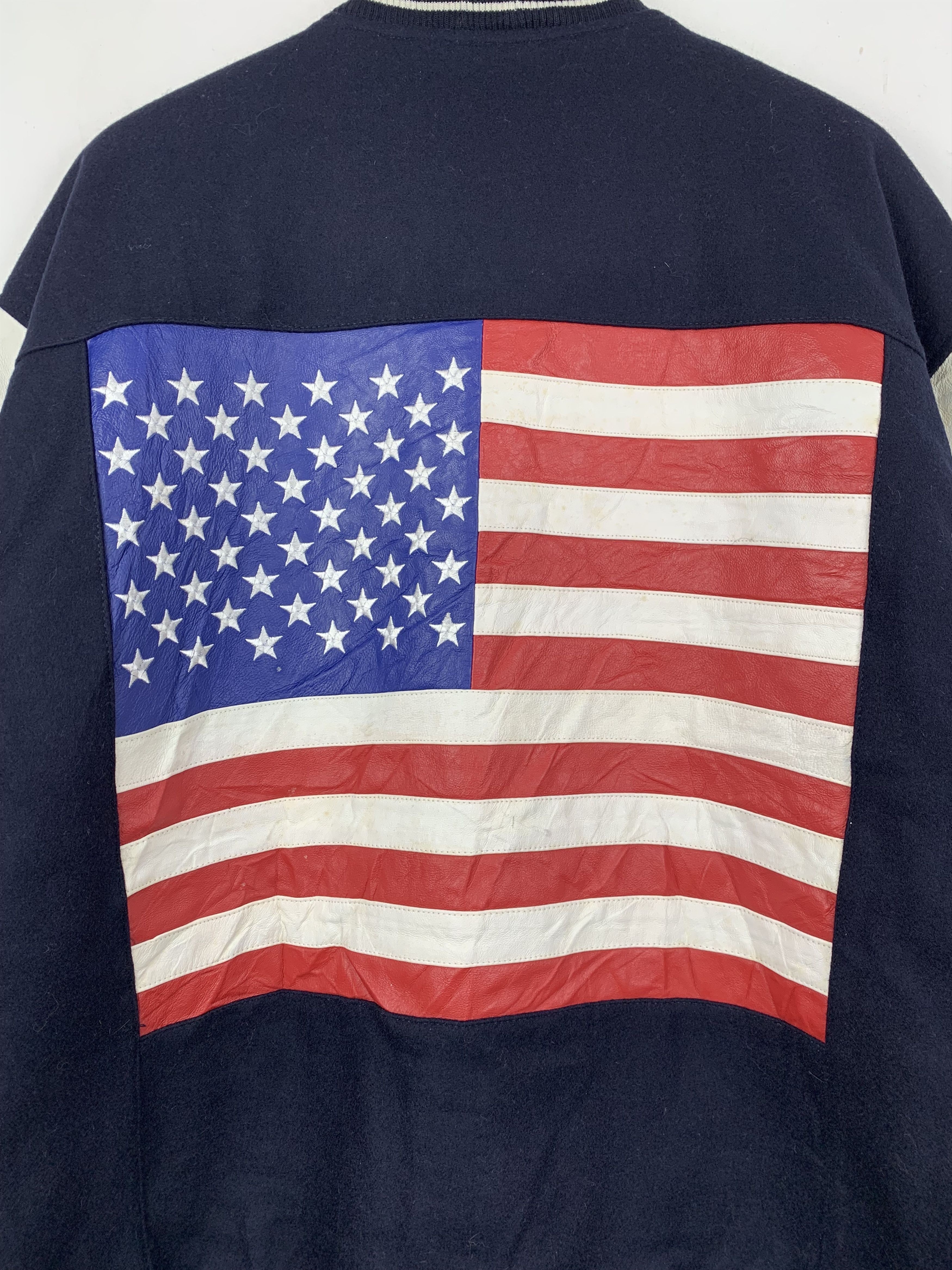 Vintage Vintage American Flag Sleeve Leather Varsity Jacket V0528 Size US XXL / EU 58 / 5 - 15 Thumbnail