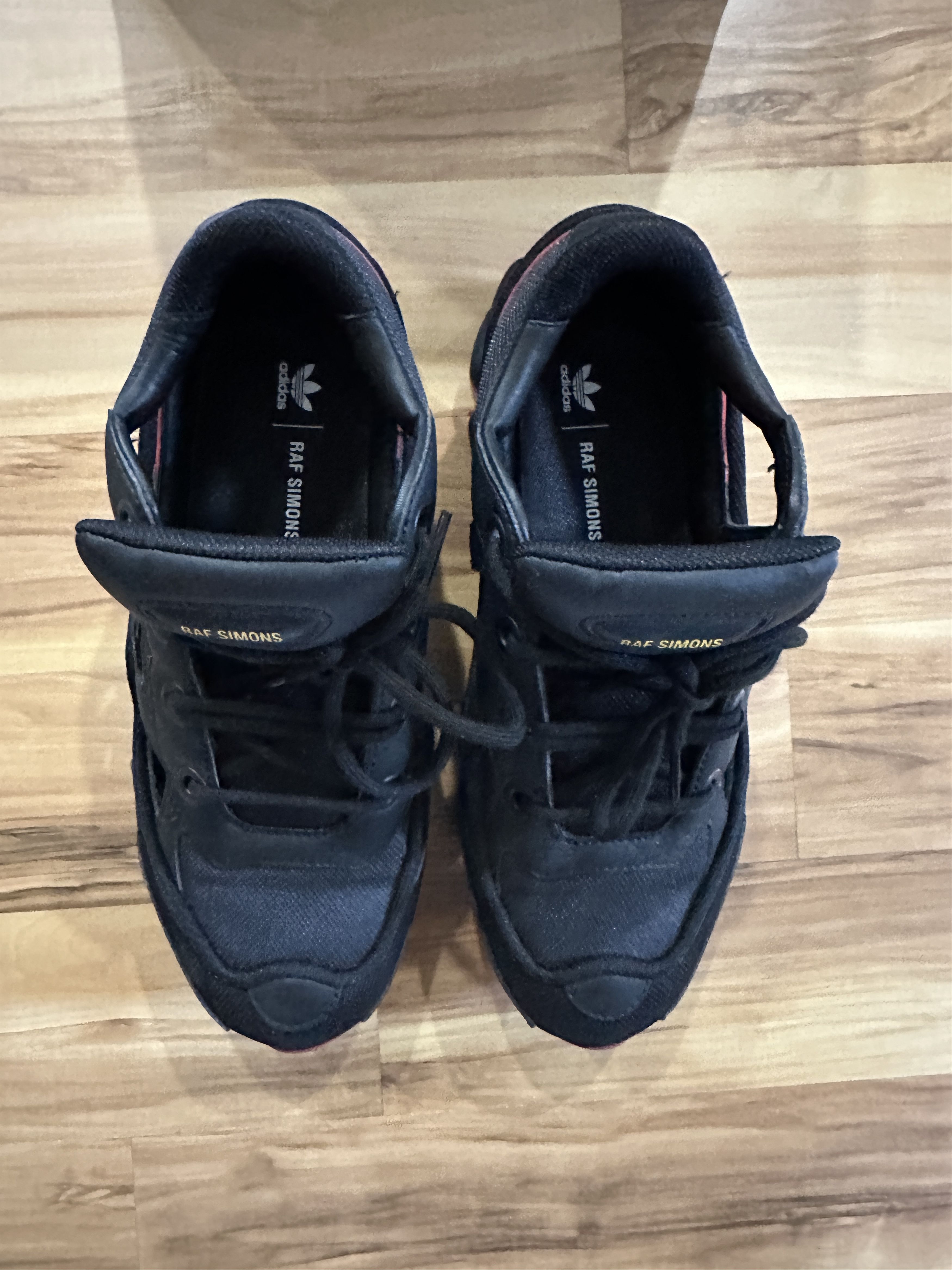 Adidas × Raf Simons Adidas x Raf Simons Belgium Ozweegos Size US 8 / EU 41 - 3 Thumbnail