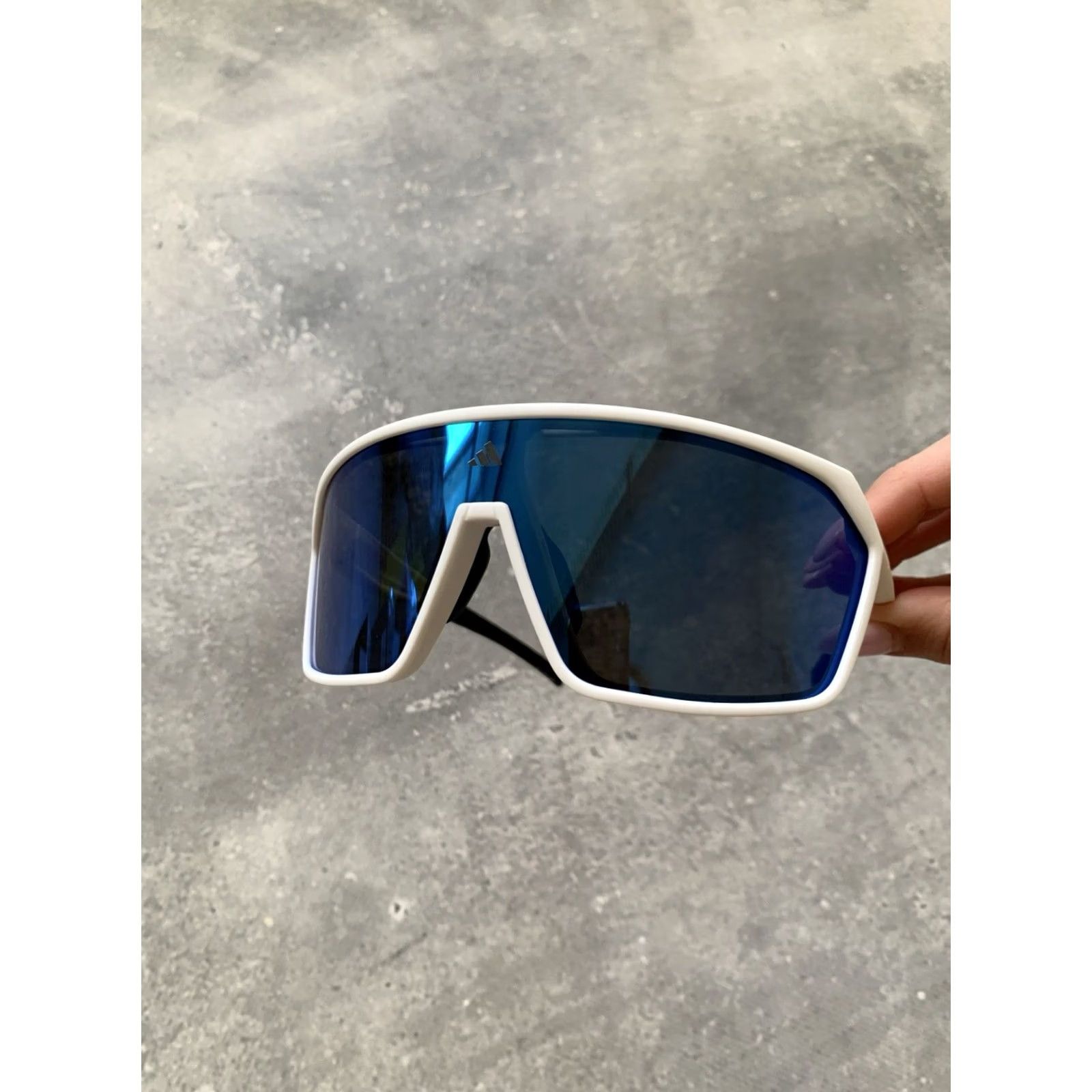 Adidas ADIDAS SPORT SUNGLASSES SP0108 WHITE UNISEX 142mm JK9734 Size ONE SIZE - 4 Thumbnail