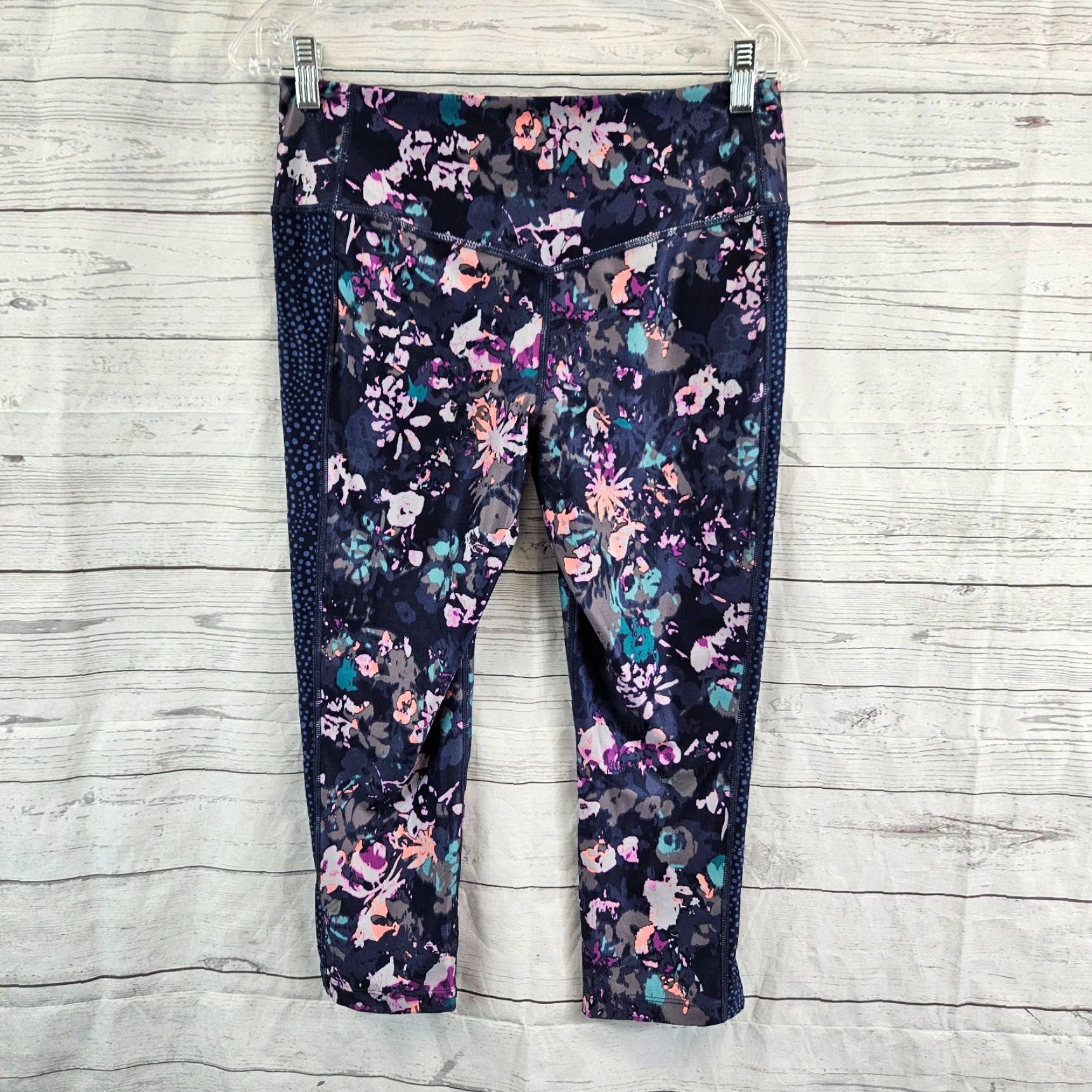 Eddie Bauer Eddie Bauer Womens Cropped Leggings M Multicolor Floral Activewear Size 32" / US 10 / IT 46 - 3 Thumbnail