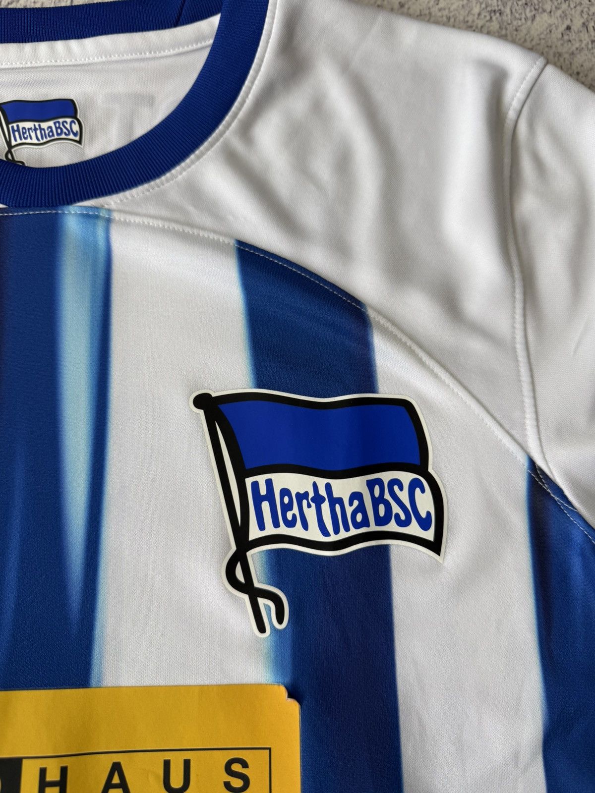 Nike Hertha BSC #45 Berlin Home Jersey 2021/22 by Nike Size US M / EU 48-50 / 2 - 7 Thumbnail