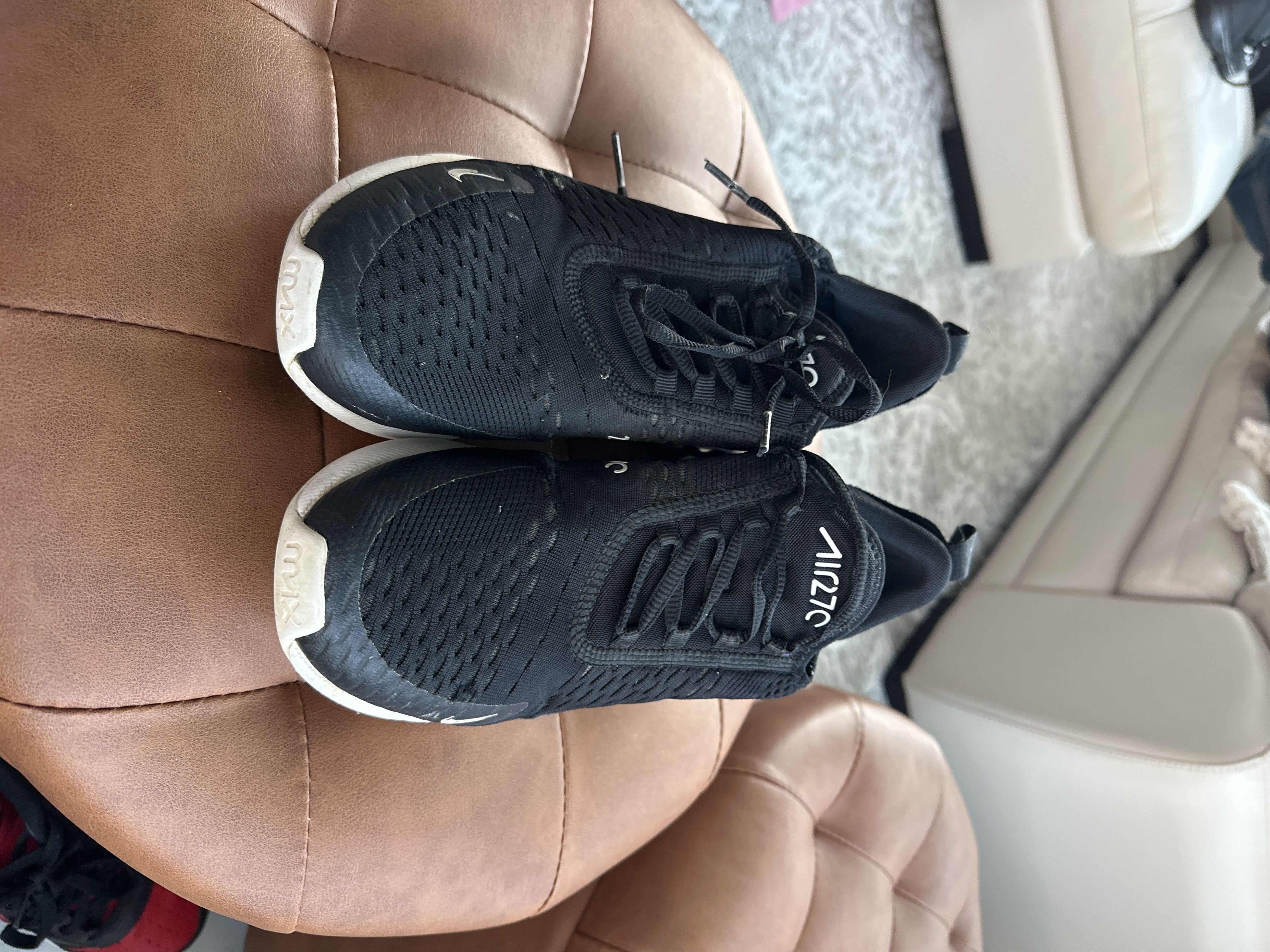 Nike Nike air max 270 Size US 8.5 / EU 41-42 - 2 Thumbnail