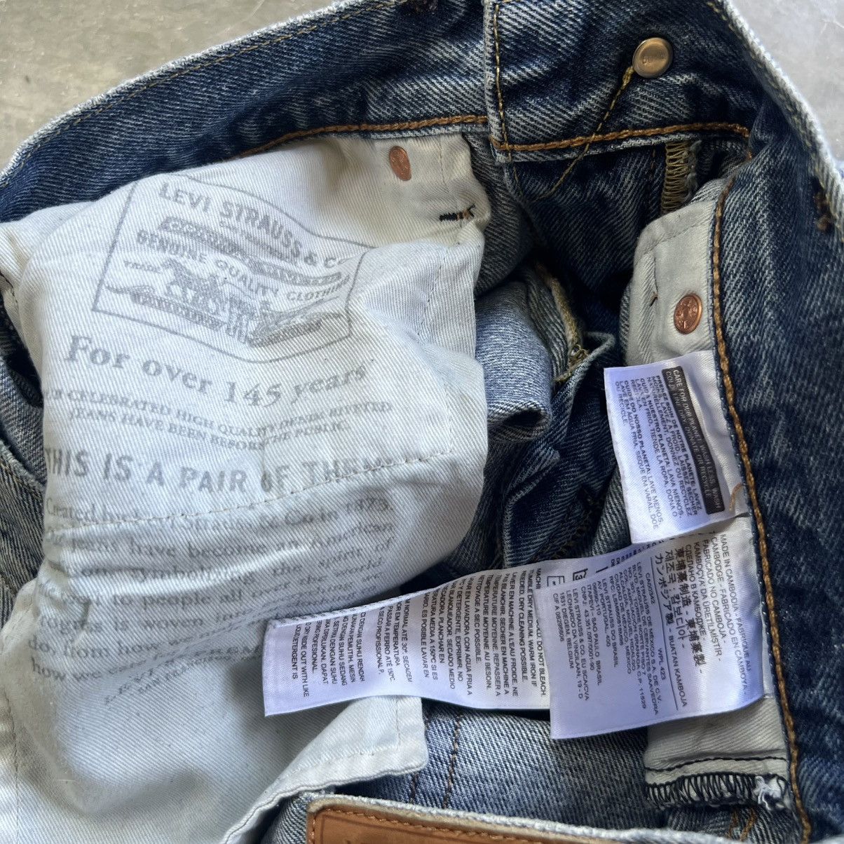 Levi's Vintage Levi’s 551 Z Big E Straight fit Jeans Size US 28 / EU 44 - 10 Thumbnail