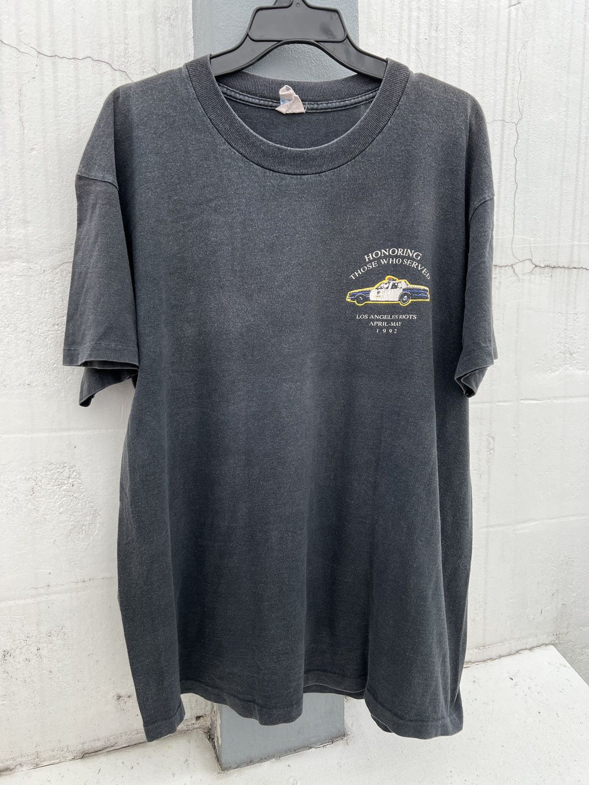 Vintage Vintage 1992 Los Angeles Riots Tee Faded LAPD Rodney King Size US XL / EU 56 / 4 - 3 Thumbnail