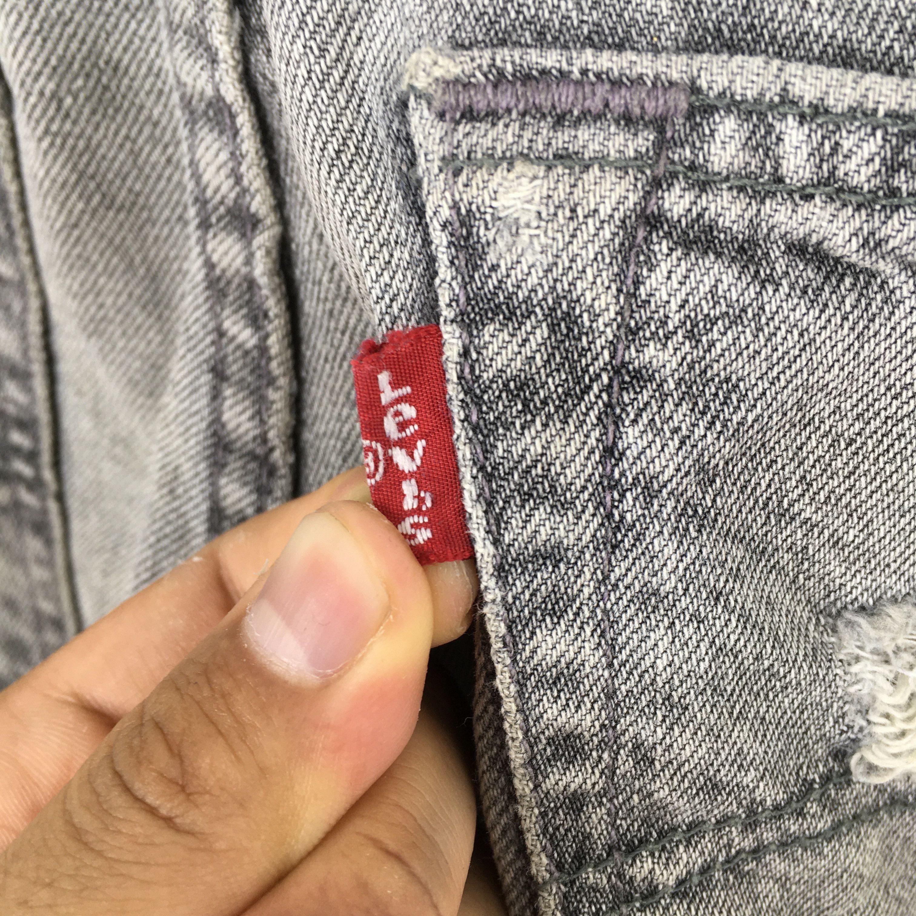 Levi's Size 30x30 Vintage Y2K Levi's 501 Faded Black Jeans S702 Size US 30 / EU 46 - 12 Thumbnail