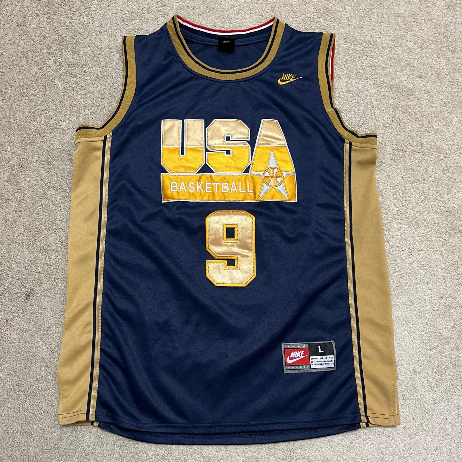 Nike Nike USA Basketball Jersey Michael Jordan #9 Navy Gold Large Size US L / EU 52-54 / 3 - 1 Thumbnail