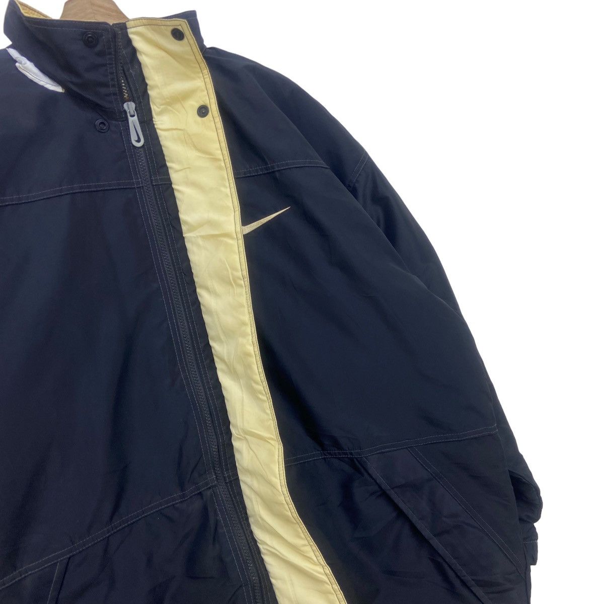 Nike Vintage Nike Swoosh Big Logo Jacket Size US XL / EU 56 / 4 - 13 Thumbnail