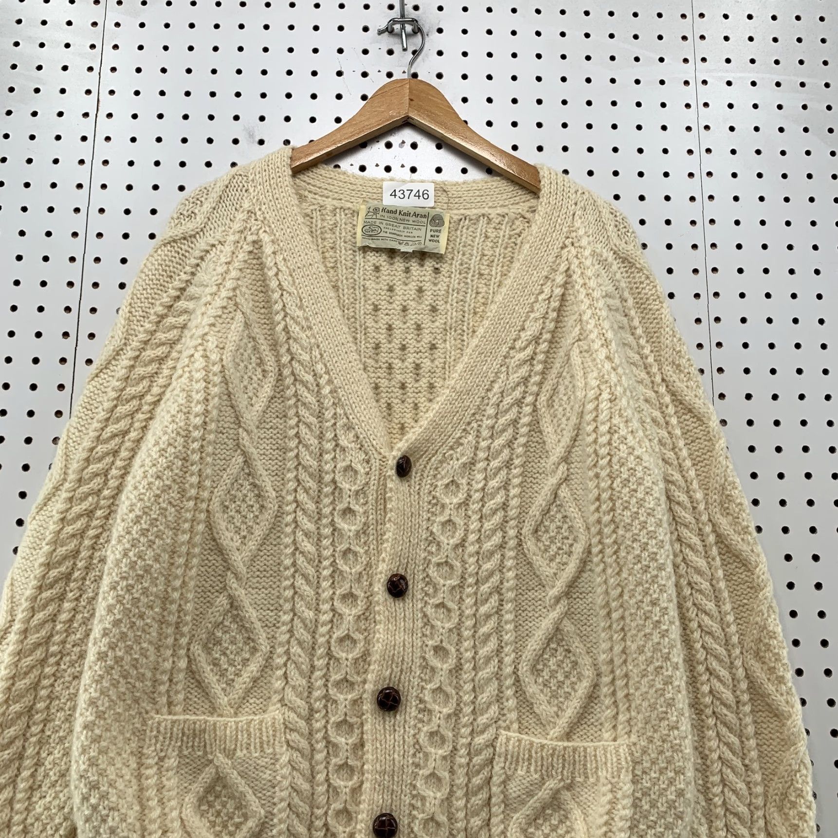 Vintage VINTAGE Aran Cardigan Knit Wool Cream M Mens Size M 40 Beige Cable Knit Fisherman V-Neck Winter Casual Mens Size US M / EU 48-50 / 2 - 2 Thumbnail