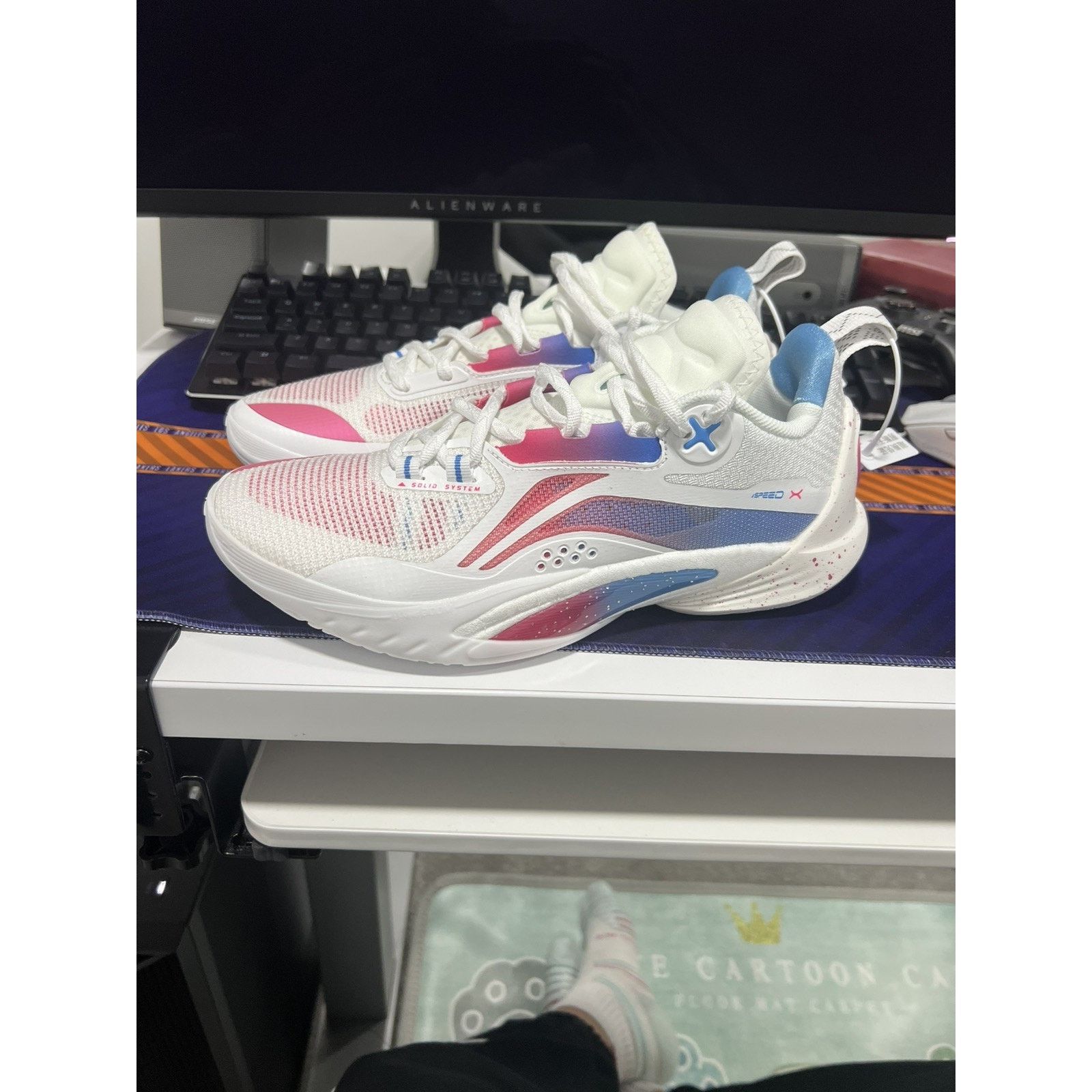 Li-Ning LI-NING Speed 10 Premium White Pink Blue Basketball Shoes Size US 8.5 / EU 41-42 - 1 Thumbnail