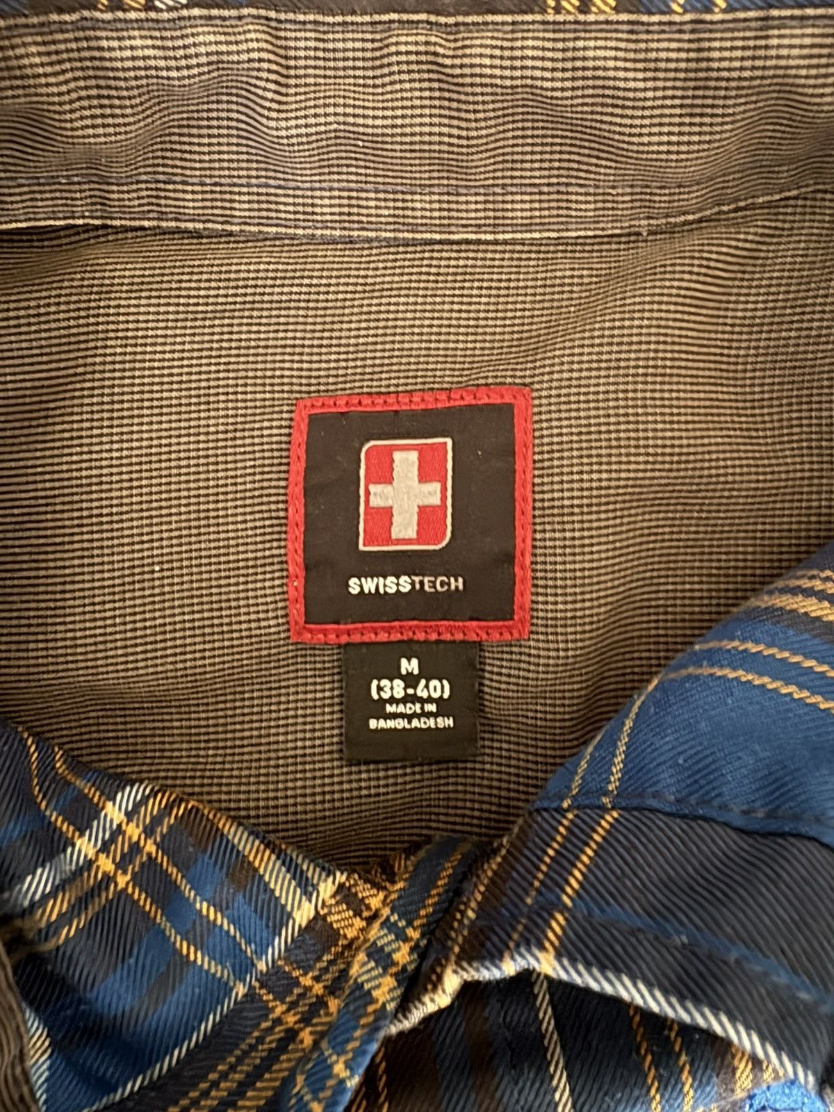 Swissgear Swiss Tech Navy flannel Button Up Size US M / EU 48-50 / 2 - 2 Thumbnail