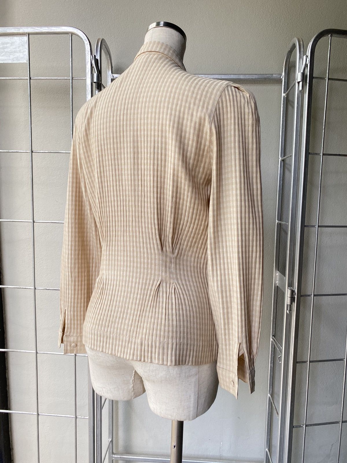 Burberry Burberry vintage beige blouse Size ONE SIZE - 5 Thumbnail