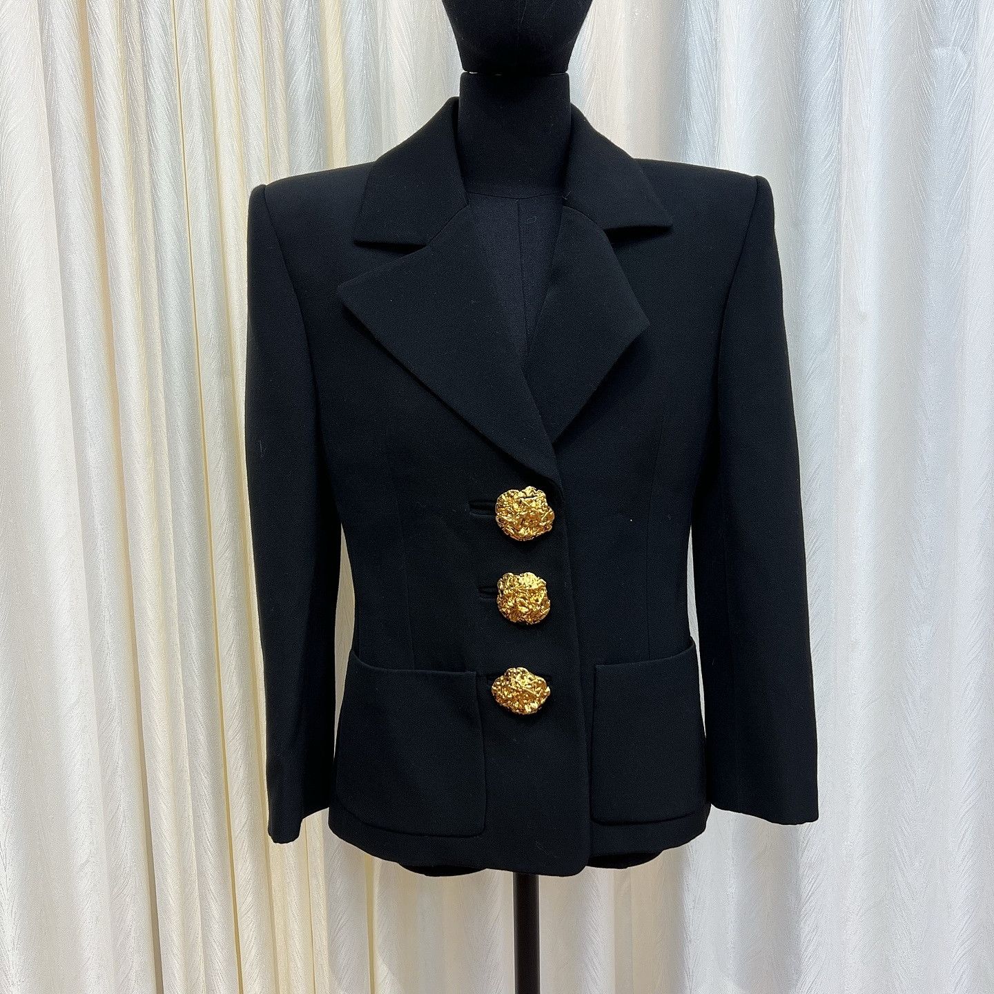 Saint Laurent Paris Saint Laurent Gold Button Wool Blazer Size 38 Size S / US 4 / IT 40 - 1 Thumbnail