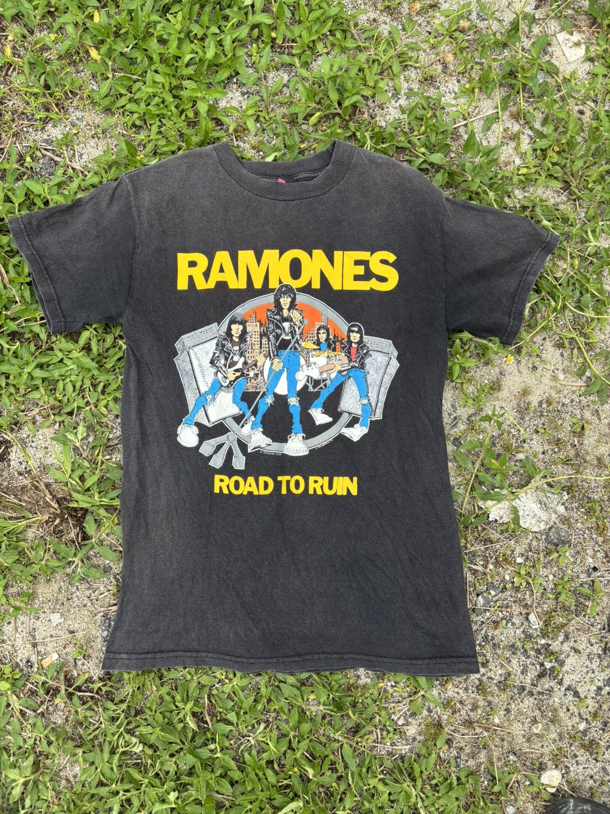 Vintage Ramones Road To Ruin Tshirt