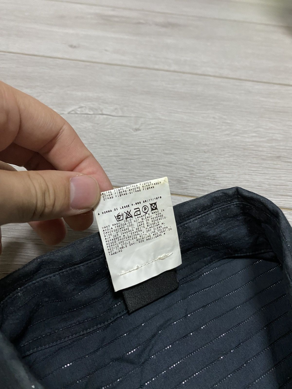 Versace Jeans Couture Versace jeans couture medusa shiny stripped shirt buttons Size US XL / EU 56 / 4 - 8 Thumbnail