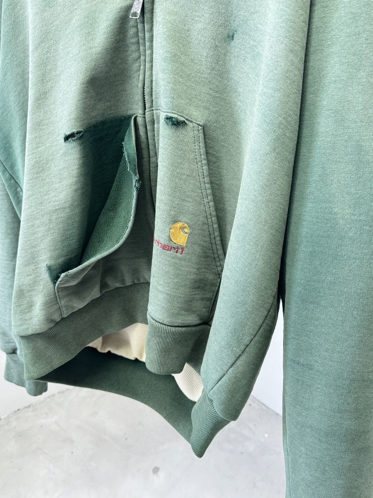Carhartt × Vintage Distressed Sunfaded 90’s Carhartt Zip Up Hoodie Size US L / EU 52-54 / 3 - 5 Thumbnail