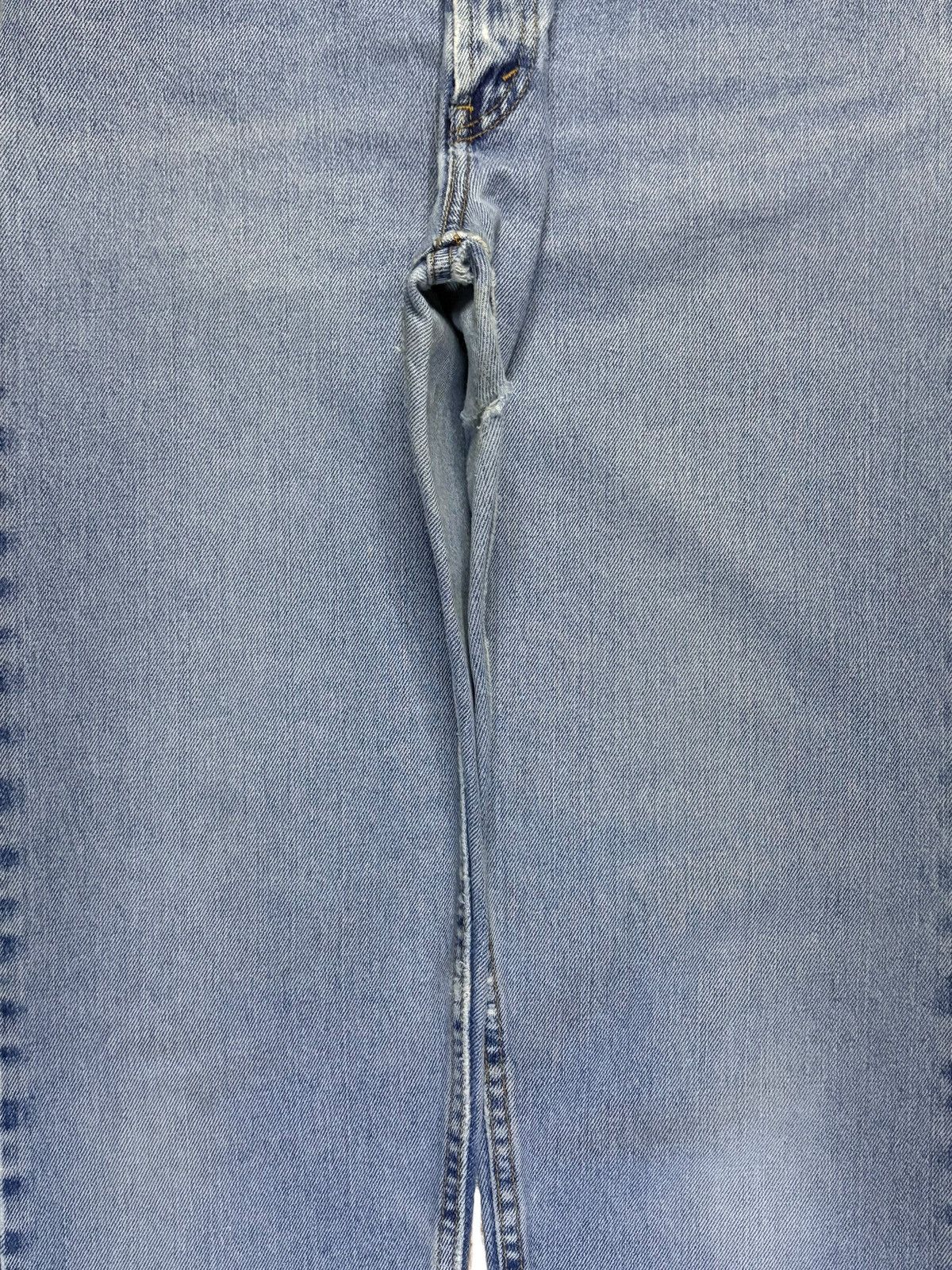 Levi's Vintage 90s Levis 550 Relaxed Fit Blue Wash Distressed Jeans Size US 30 / EU 46 - 5 Thumbnail