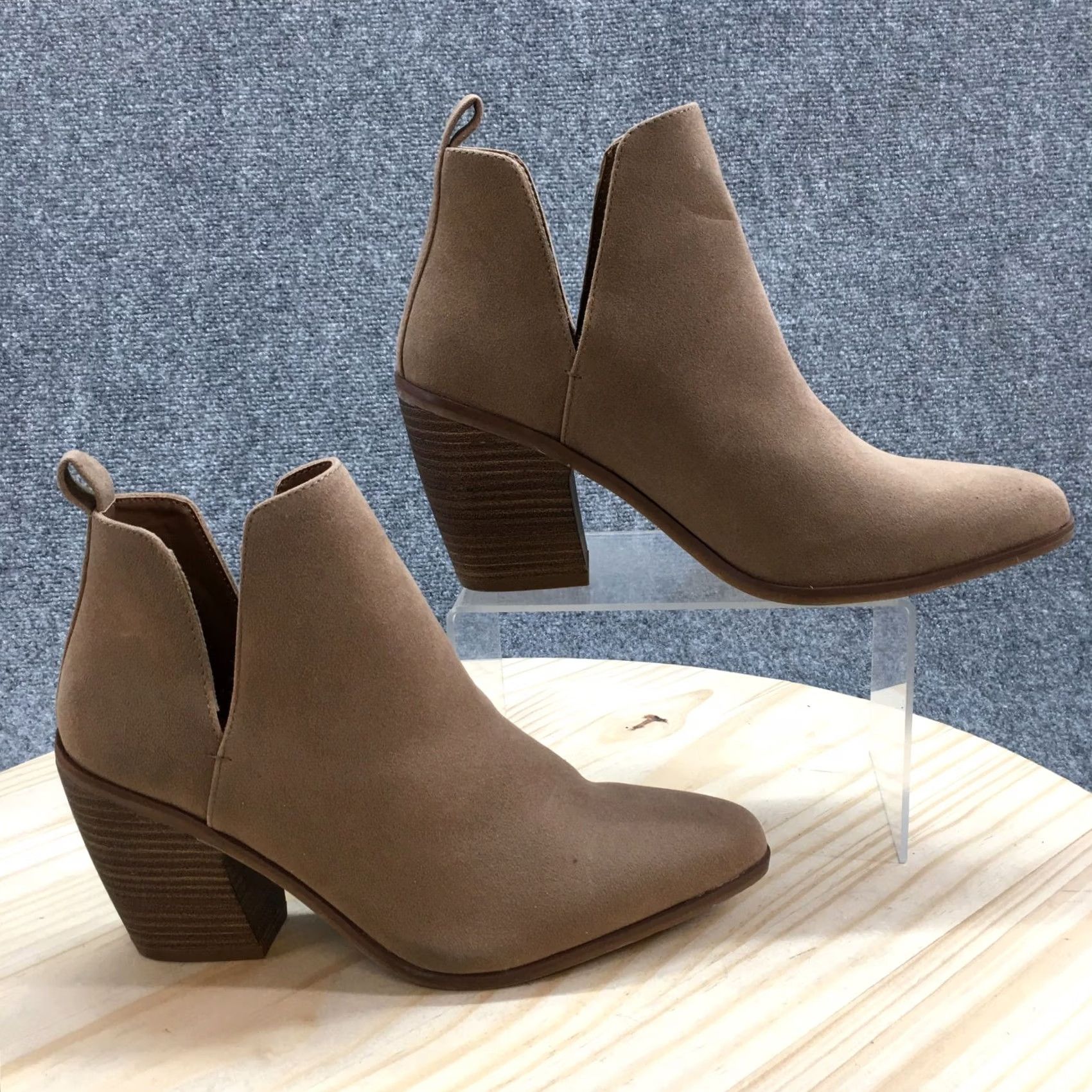 Vintage Universal Thread Boots Women 8.5 Brown Split Ankle Block Heel Casual Fabric Boots Women 8.5 Brown Block Heel Ankle Bootie Size US 9 / IT 39 - 2 Thumbnail