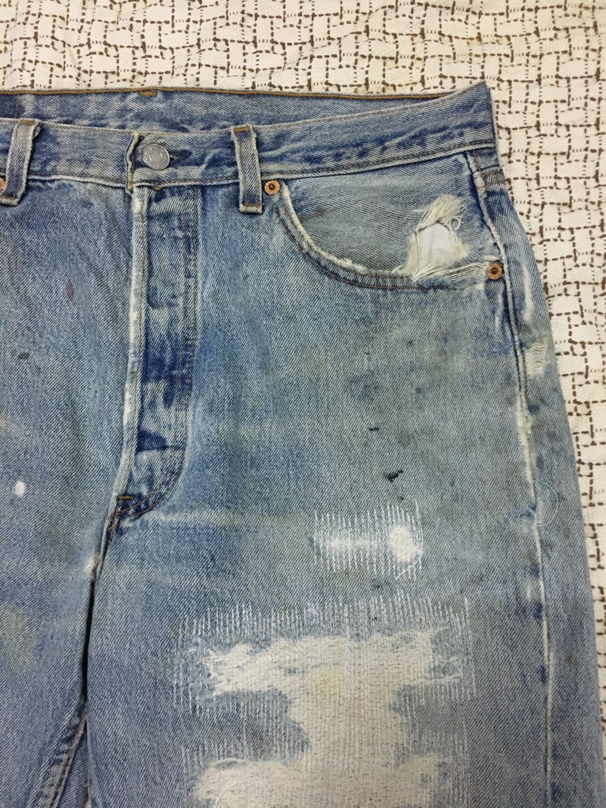 Levi's Vintage Levis Lot 501 Fly Button Distressed Jeans (Y01) Size US 32 / EU 48 - 17 Thumbnail