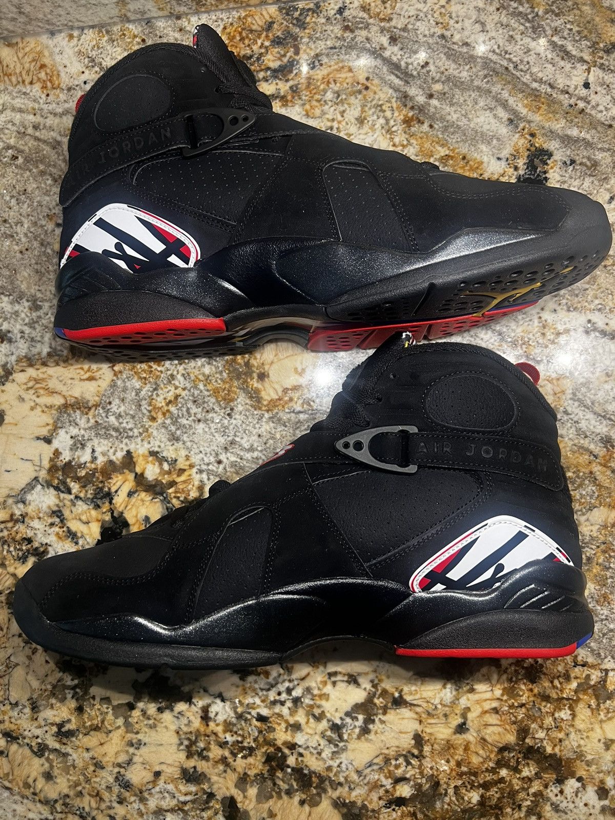 playoff jordan 8s