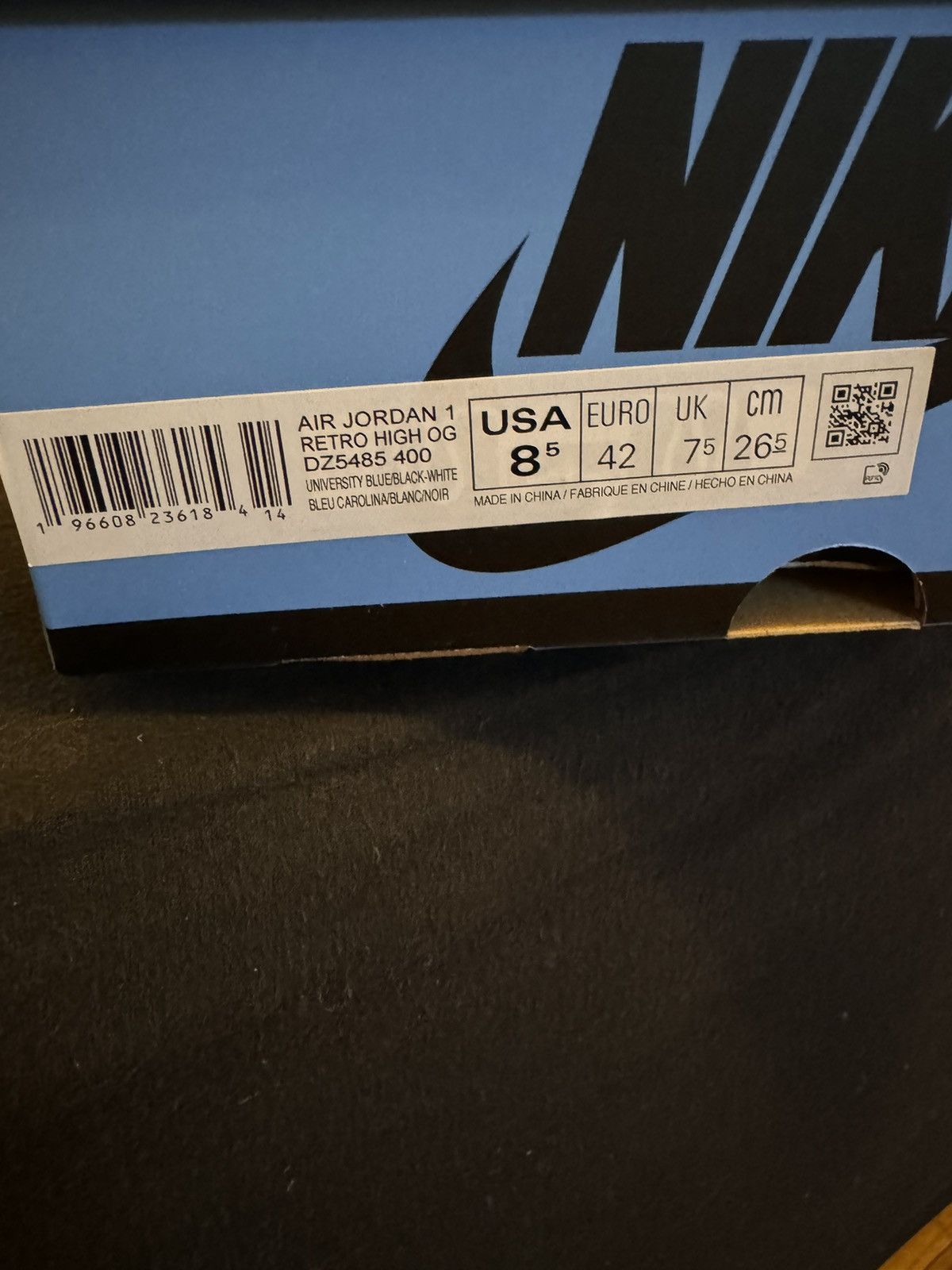 Jordan Brand × Nike Jordan 1 retro UNC toe Size US 8.5 / EU 41-42 - 9 Thumbnail