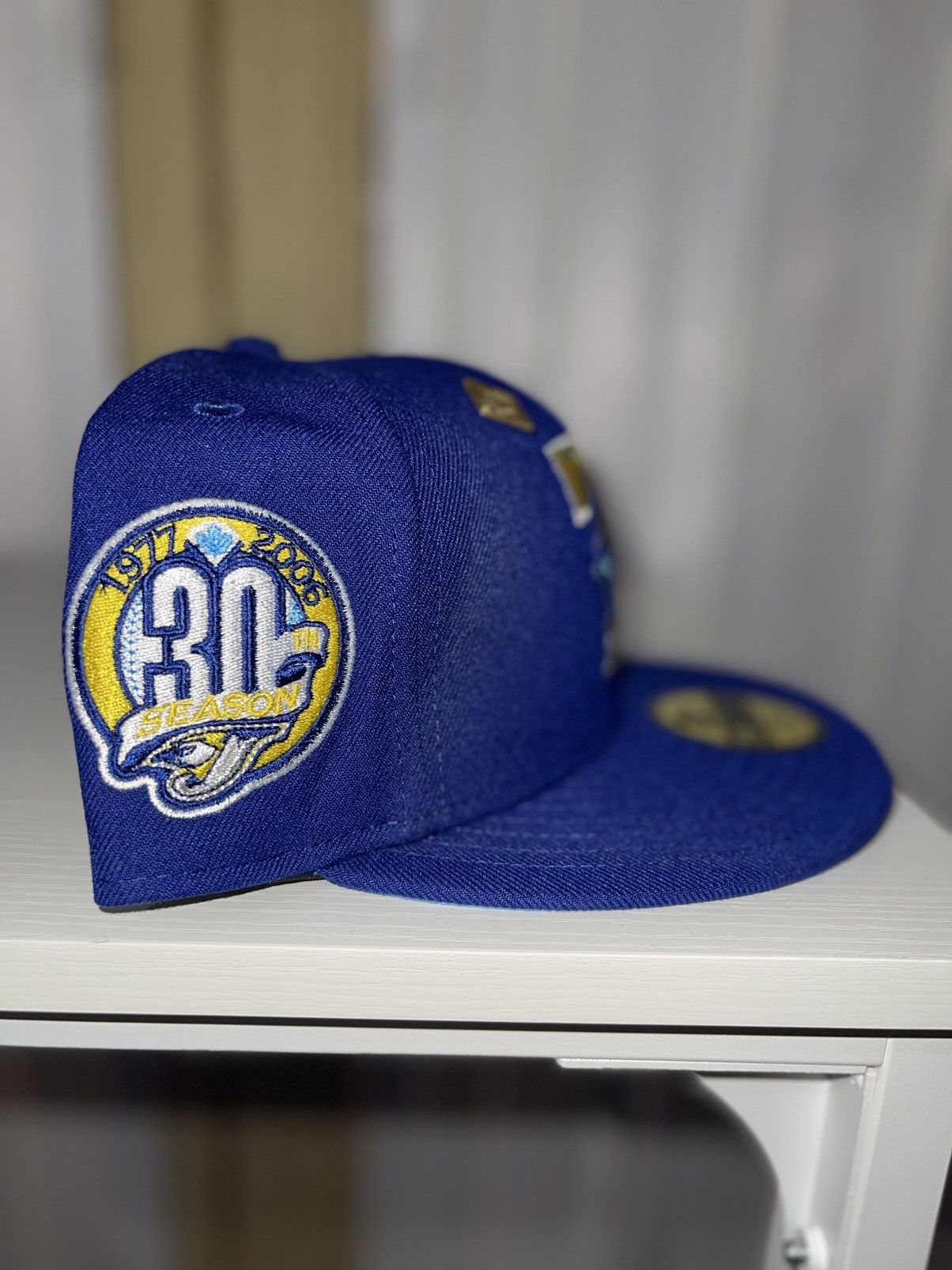 Capsule × New Era Capsule Blue Jays Royal Blue Icey Fitted size 7 1/4 Size ONE SIZE - 2 Thumbnail