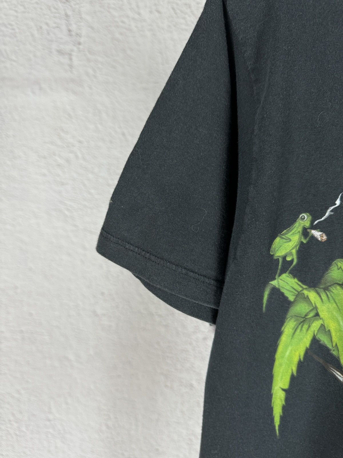 Vintage Vintage 90s Wear Me Baby Rasta Peace Parody tee (M) Size US M / EU 48-50 / 2 - 6 Thumbnail