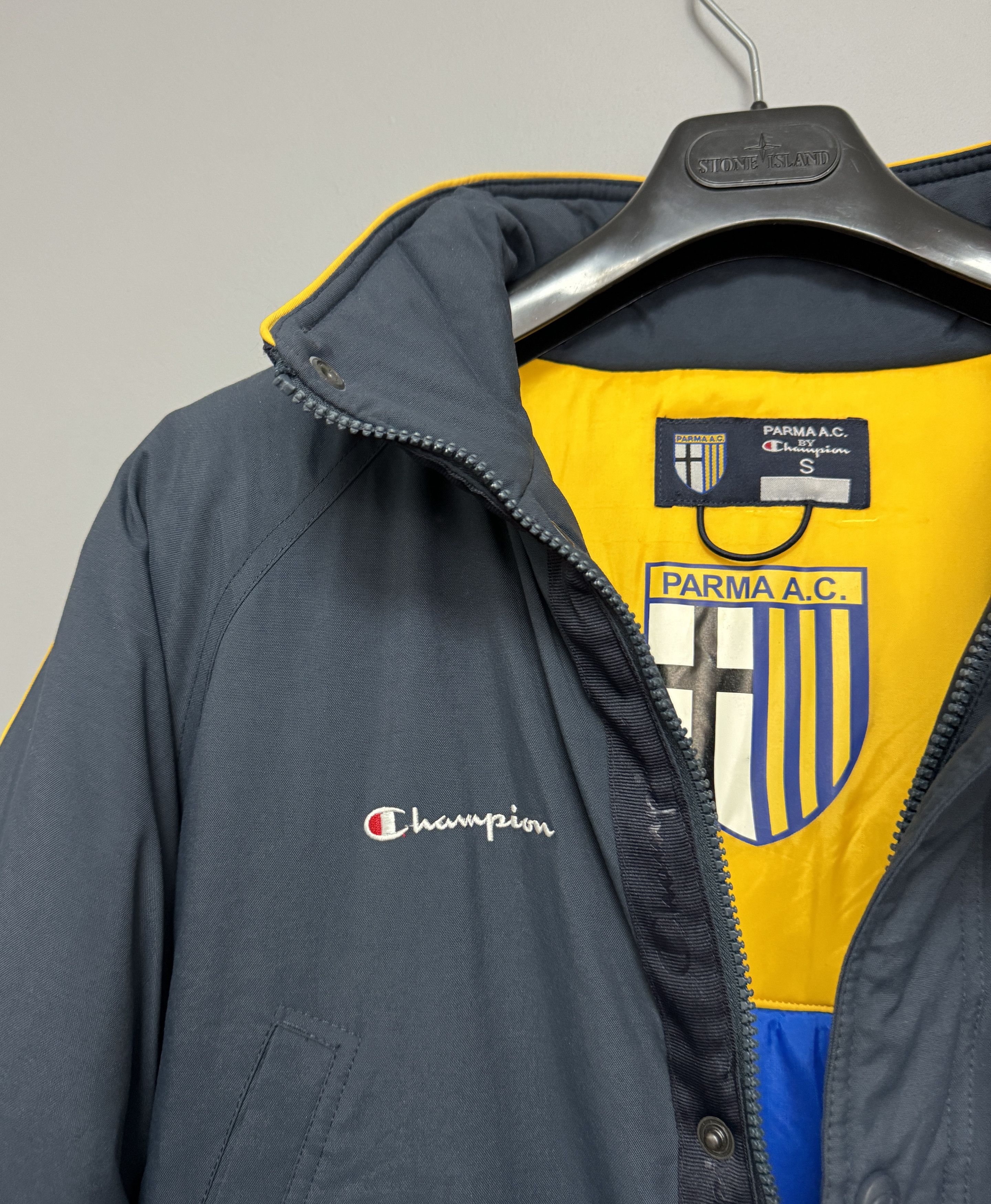 Champion 1999 2000 Parma Champion Padded Bench Coat Parka Logo Size S Size US S / EU 44-46 / 1 - 3 Thumbnail