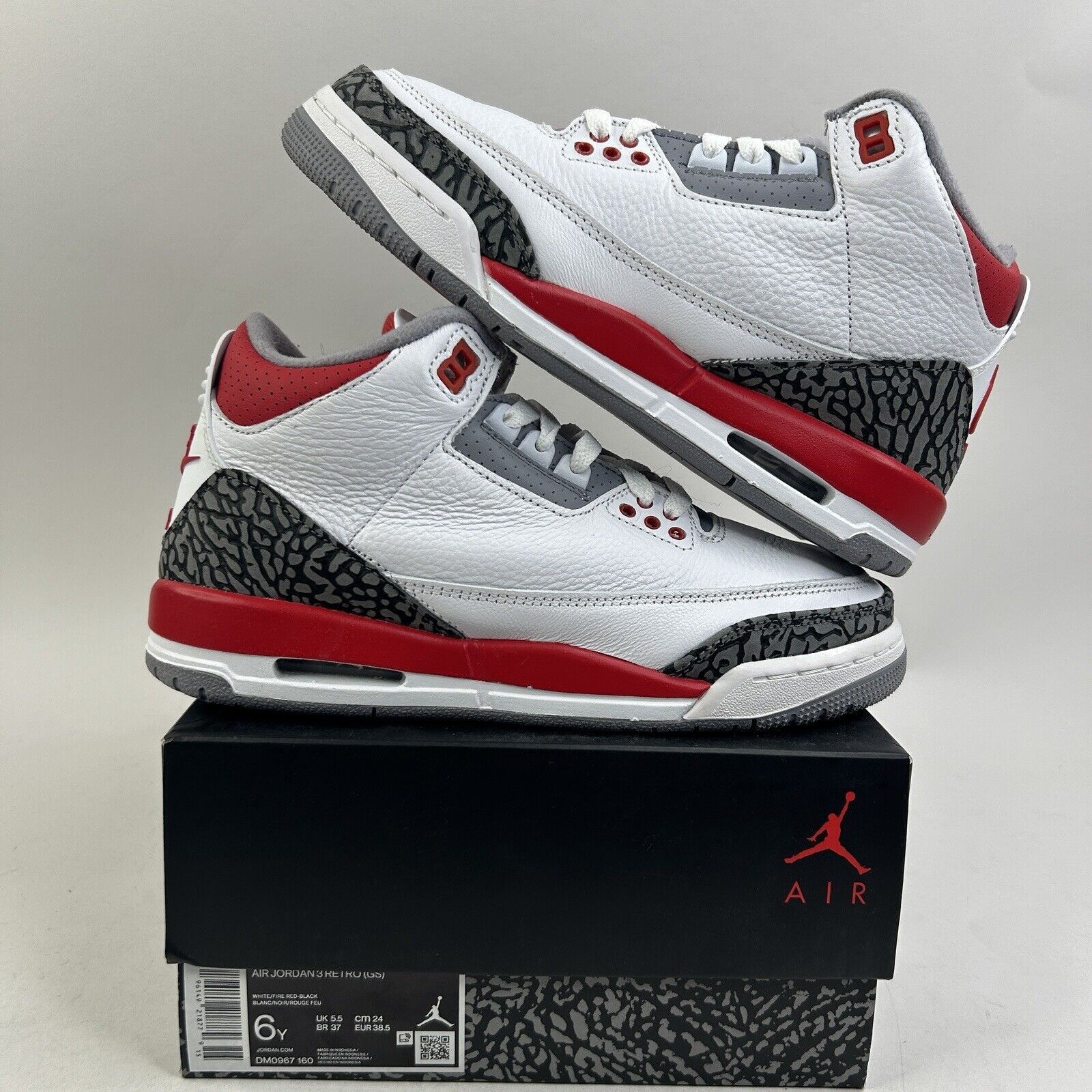 Nike Nike Air Jordan 3 Retro GS “Fire Red” 2024 Size US 7.5 / IT 37.5 - 1 Thumbnail