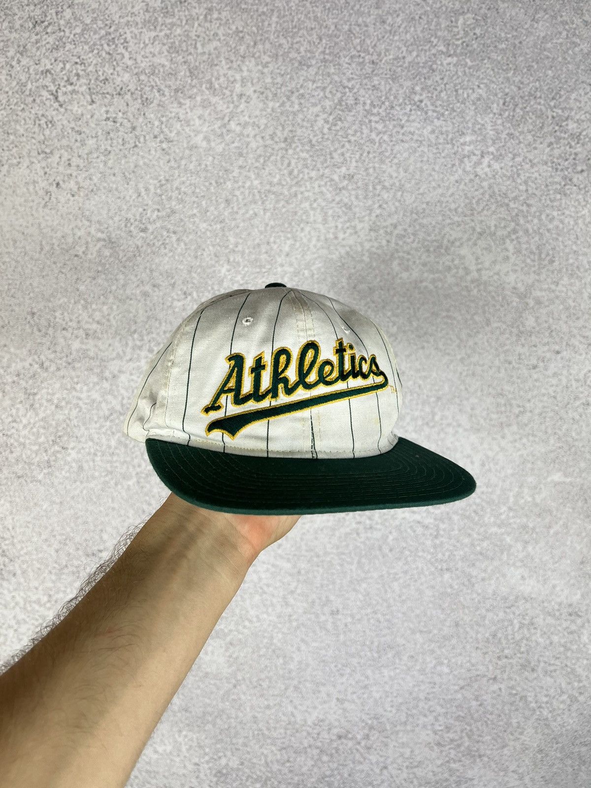 Vintage Oakland Athletics Snapback shops Hat Pinstripe Baseball MLB American Needle