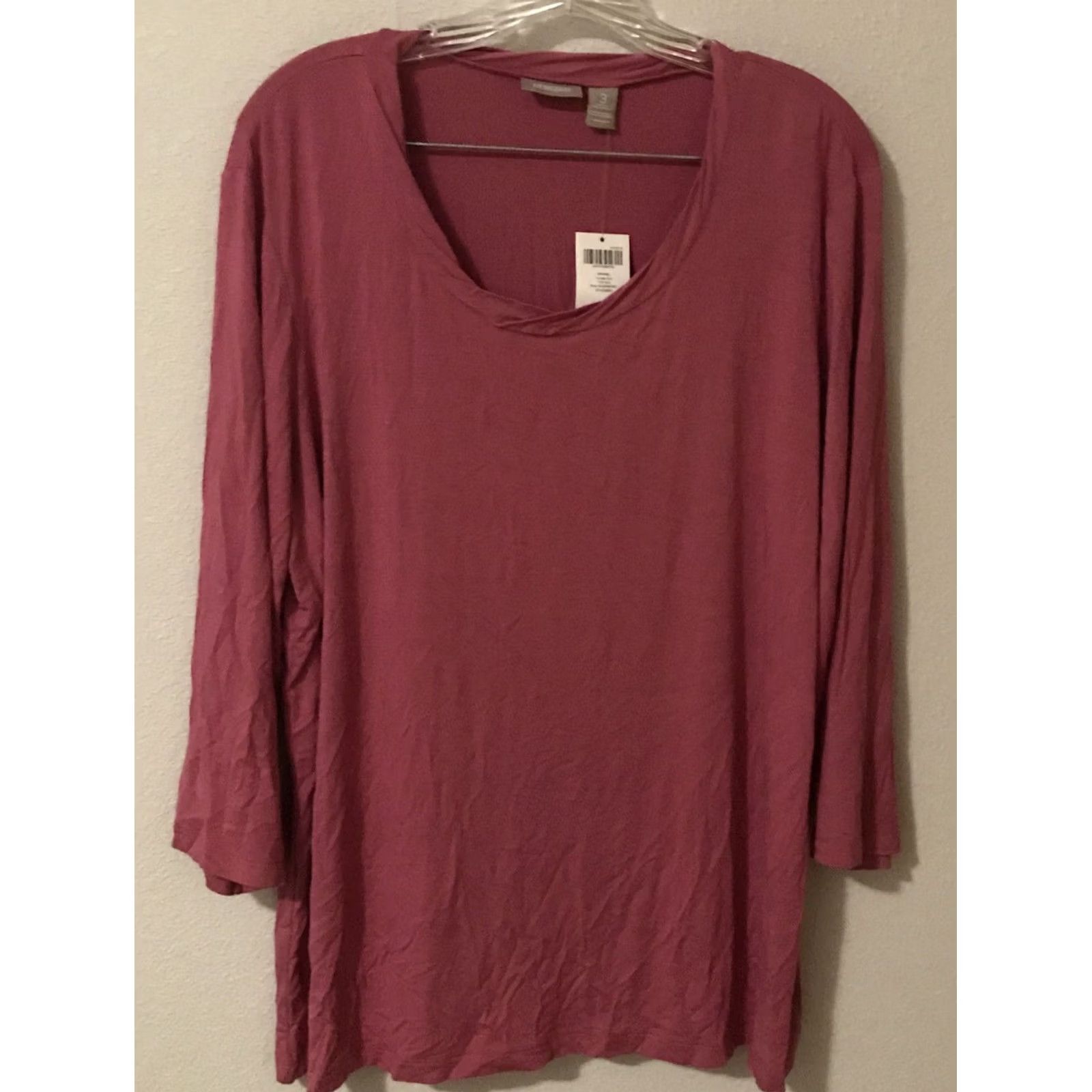 Vintage VINTAGE? No. CHICOS Shirt Womens Blouse 3/4 Sleeve Pink Size 3 NWT TOP Knit Rayon Spandex Crew Neck Easy Care Casual Size XS / US 0-2 / IT 36-38 - 2 Thumbnail