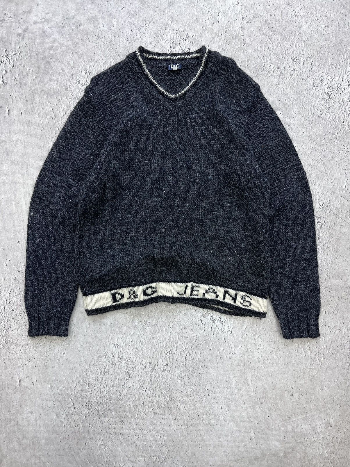Dolce & Gabbana × Japanese Brand × Vintage VINTAGE Y2K KNITTED WOOL DOLCE GABBANA V-neck SWEATER Size US L / EU 52-54 / 3 - 1 Thumbnail