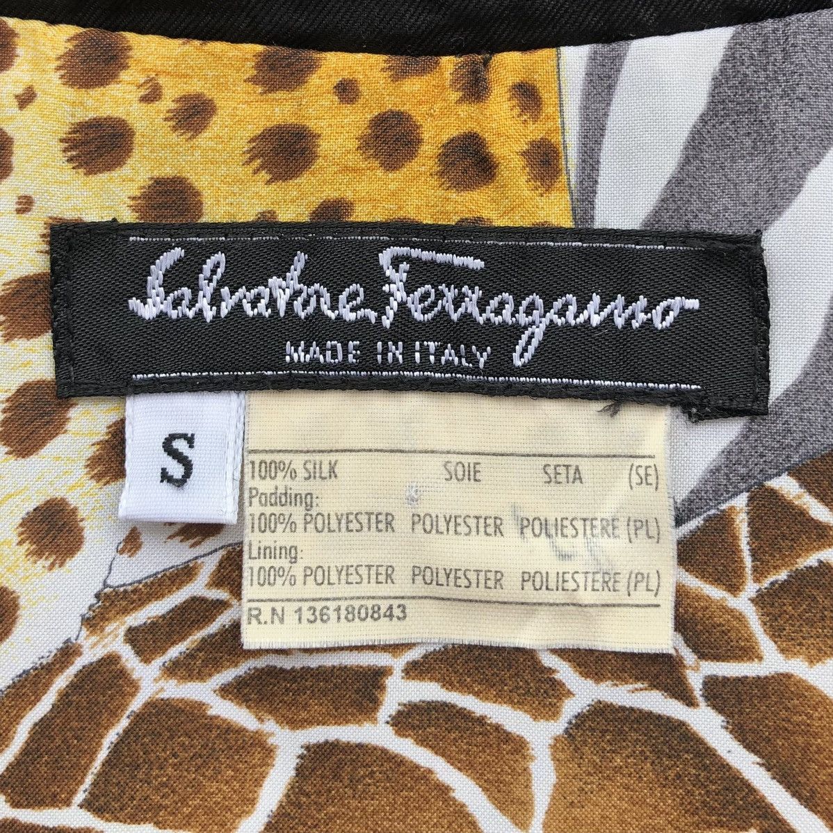 Salvatore Ferragamo Salvatore Ferragamo Multicolour Printed Quilted Jacket Size S / US 4 / IT 40 - 15 Thumbnail