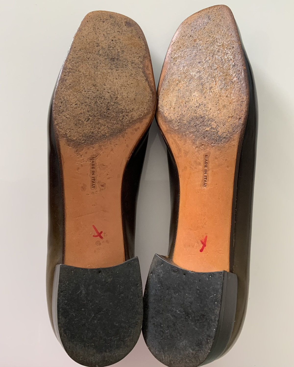 Salvatore Ferragamo Olive gray gradient Leather Flats