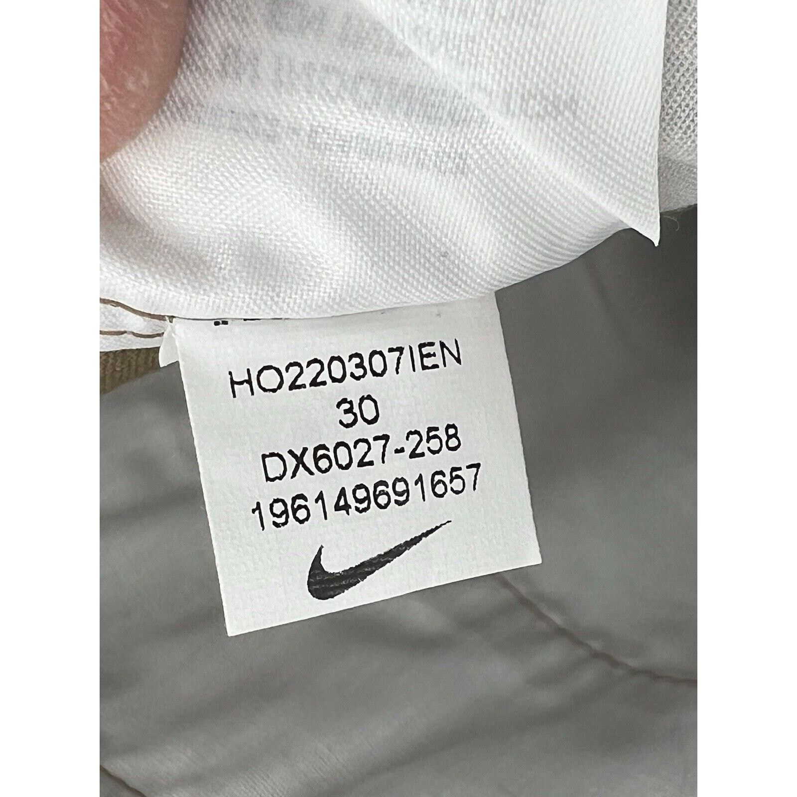 Nike Nike Life Unlined Cotton Chino Skate Pants Khaki DX6027-258 Size US 30 / EU 46 - 4 Thumbnail