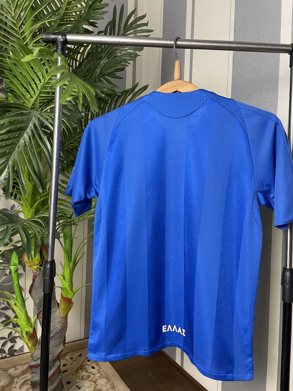 Adidas Vintage Adidas Greece 2007-2009 Soccer Jersey Size US S / EU 44-46 / 1 - 3 Thumbnail
