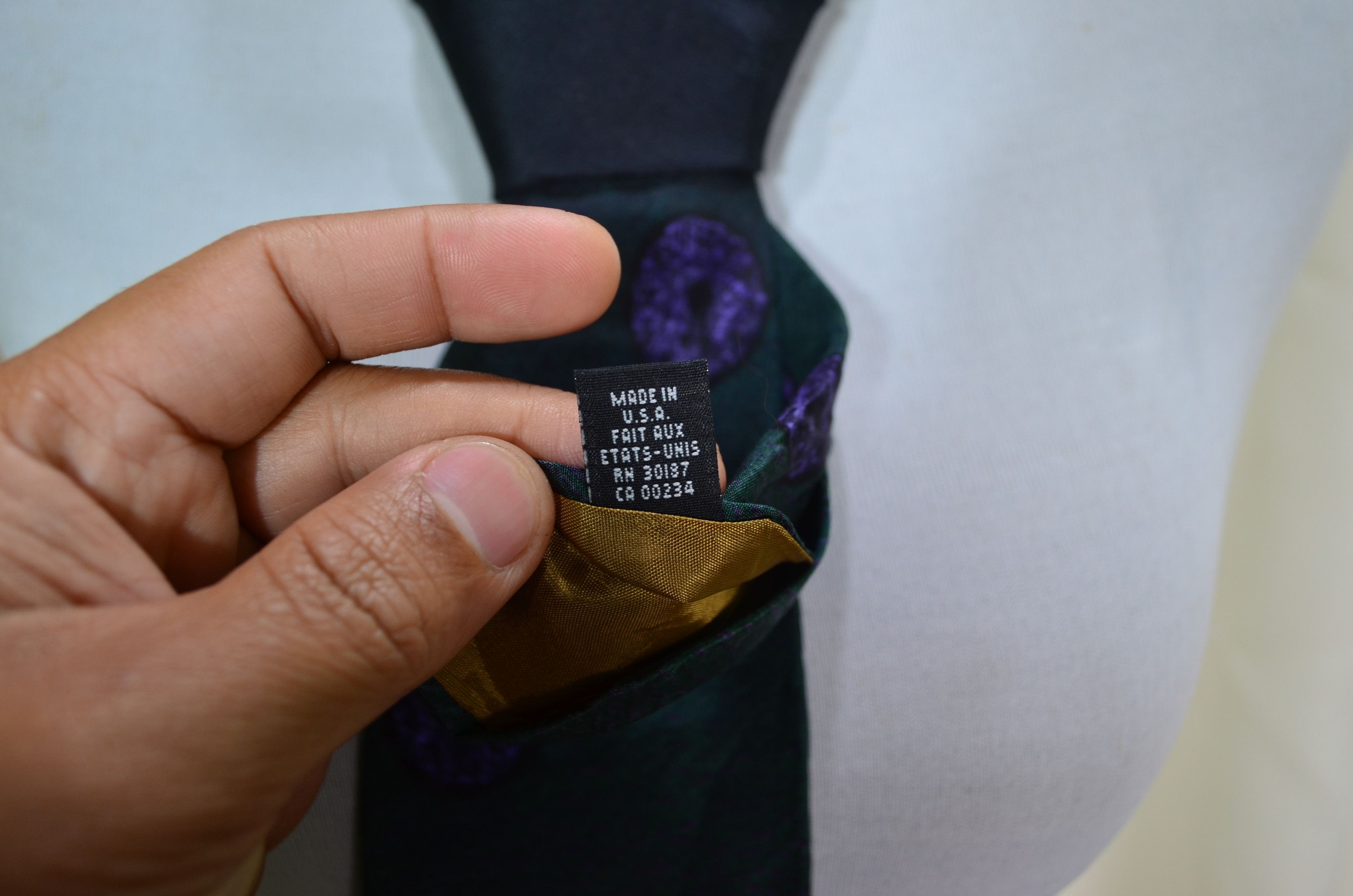 Vintage Vintage The Beatles 1991 Good Morning Necktie Size ONE SIZE - 6 Thumbnail