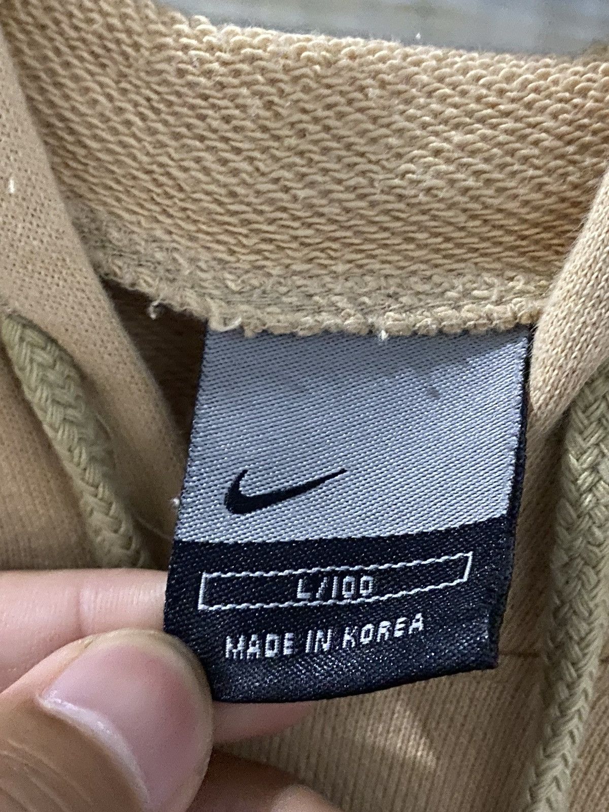 Nike × Vintage 💸NEED GONE💸Nike vintage y2k small swoosh cream hoodie Size US L / EU 52-54 / 3 - 6 Thumbnail