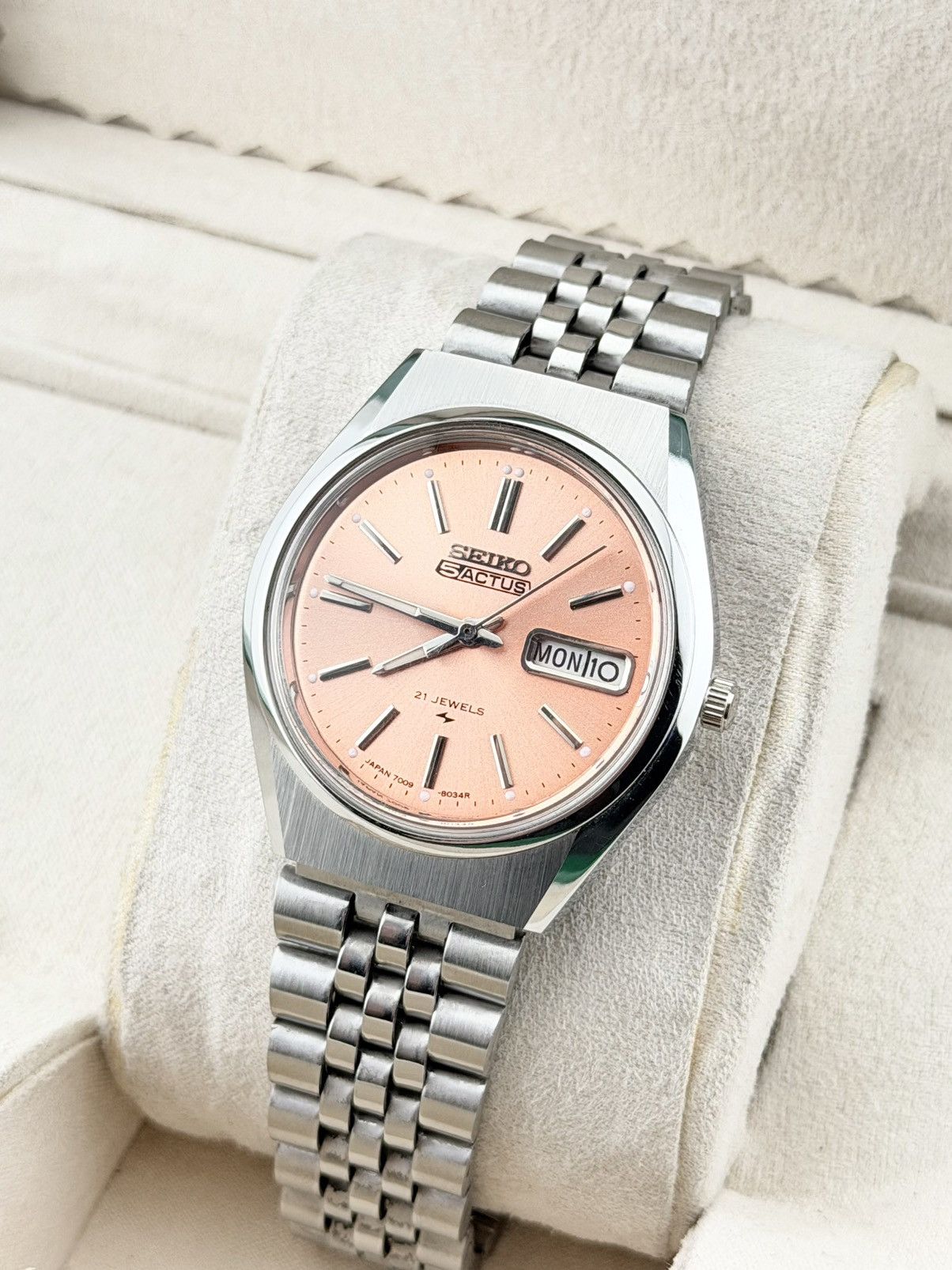 Seiko Seiko 5 Actus Automatic Watch Salmon Dial Vintage Wristwatch Size 36 - 5 Thumbnail